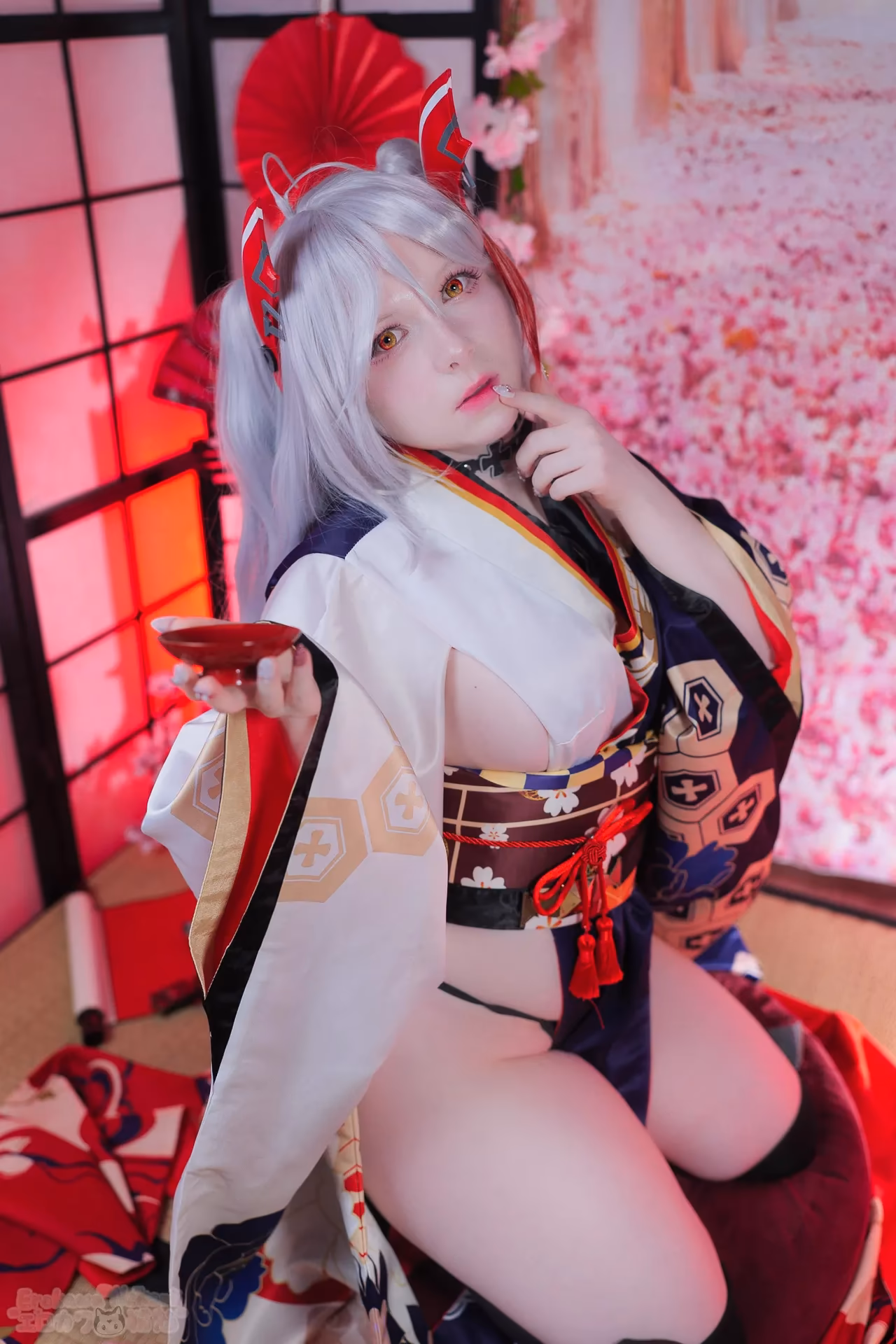 Erokawa Nekomi as Prinz Eugen — cosplay photo 17 of 59