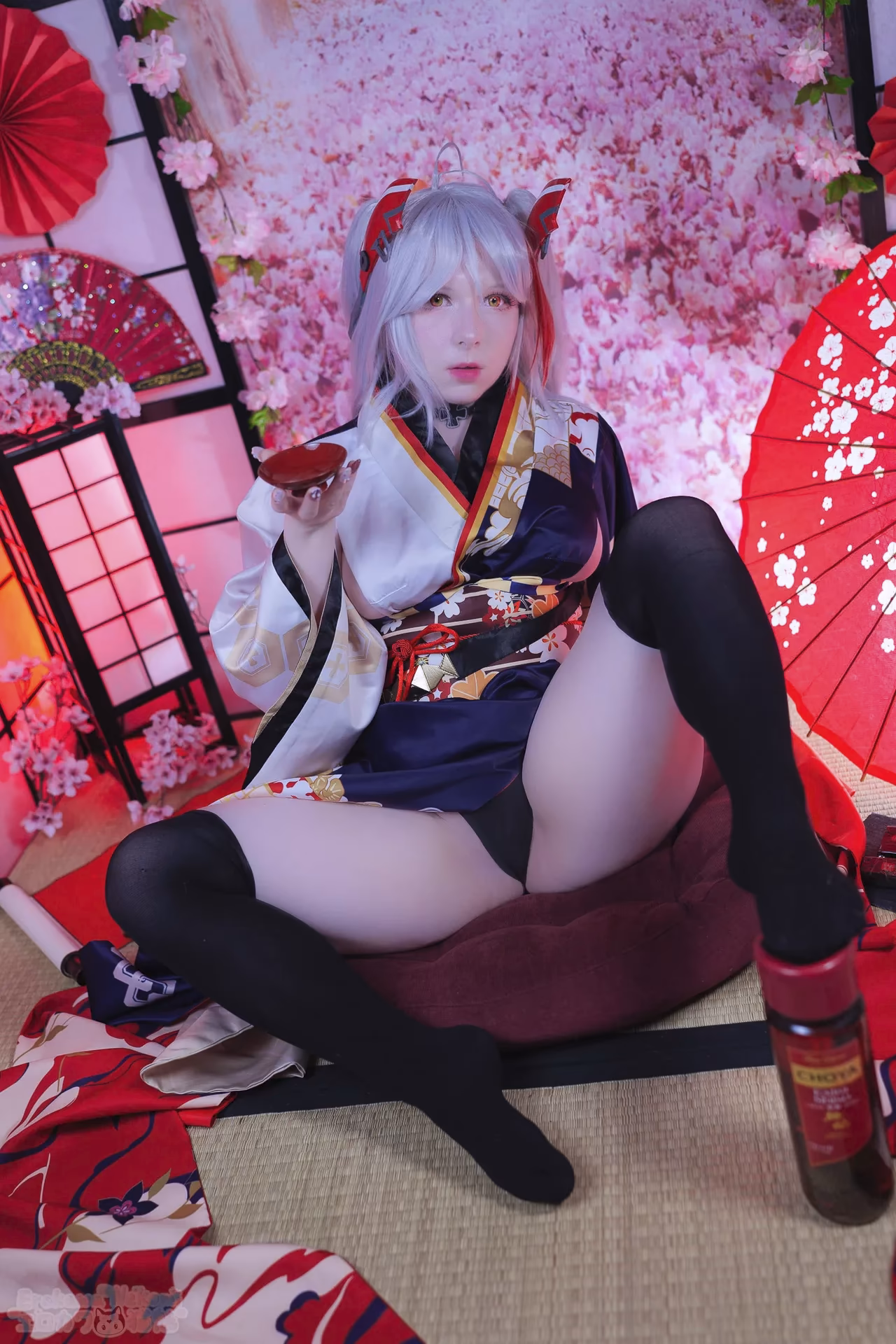 Erokawa Nekomi as Prinz Eugen — cosplay photo 19 of 59