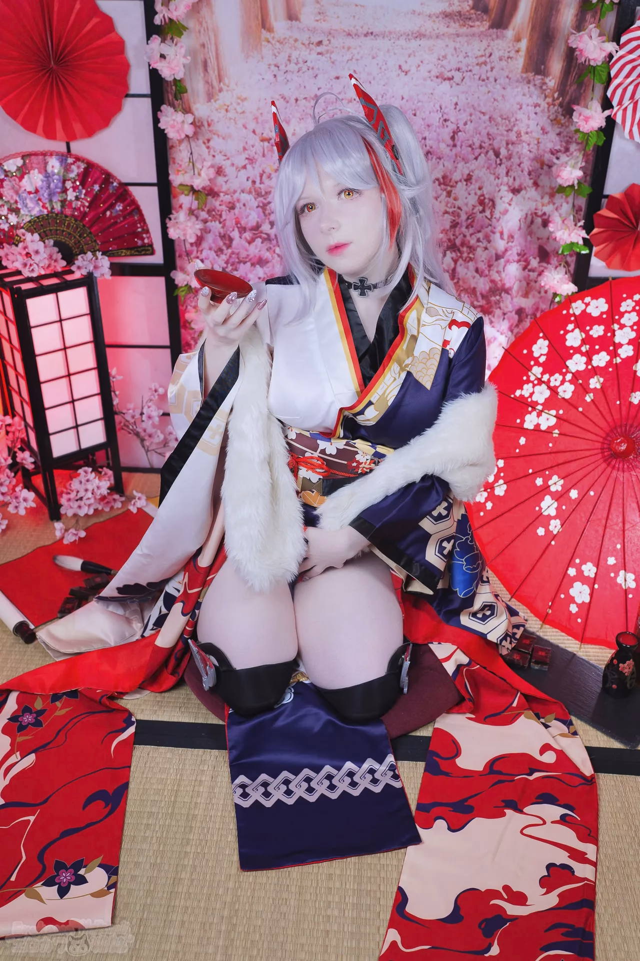 Erokawa Nekomi as Prinz Eugen — cosplay photo 2 of 59