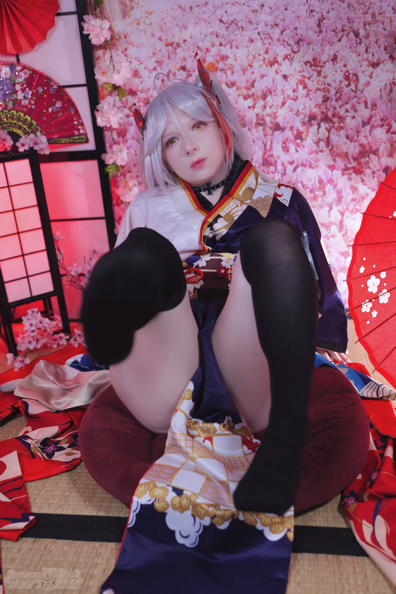 Erokawa Nekomi as Prinz Eugen — cosplay photo 28 of 59
