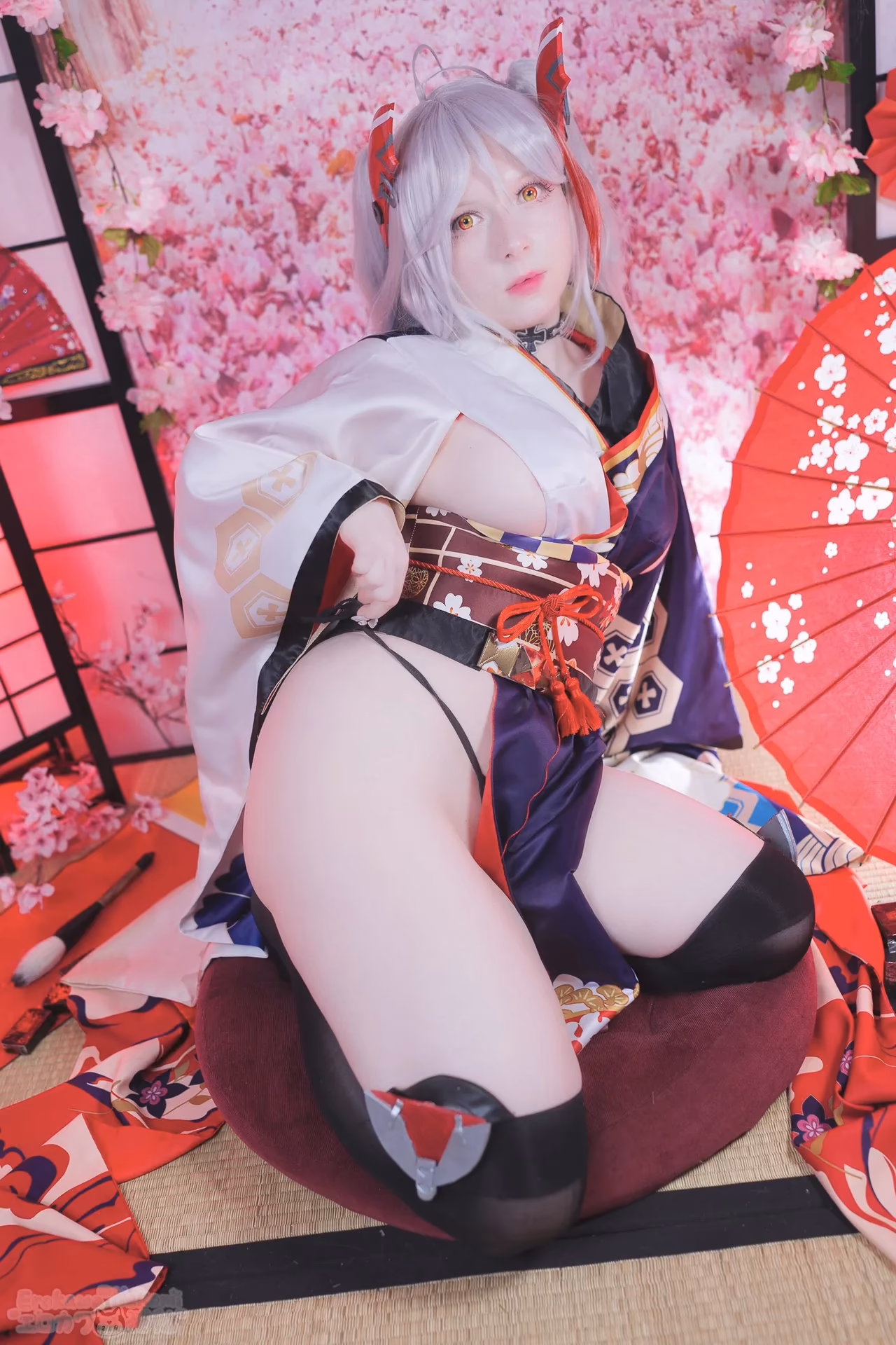 Erokawa Nekomi as Prinz Eugen — cosplay photo 30 of 59