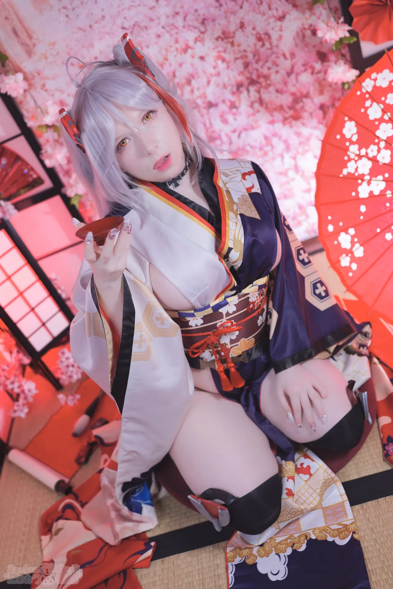 Erokawa Nekomi as Prinz Eugen — cosplay photo 39 of 59