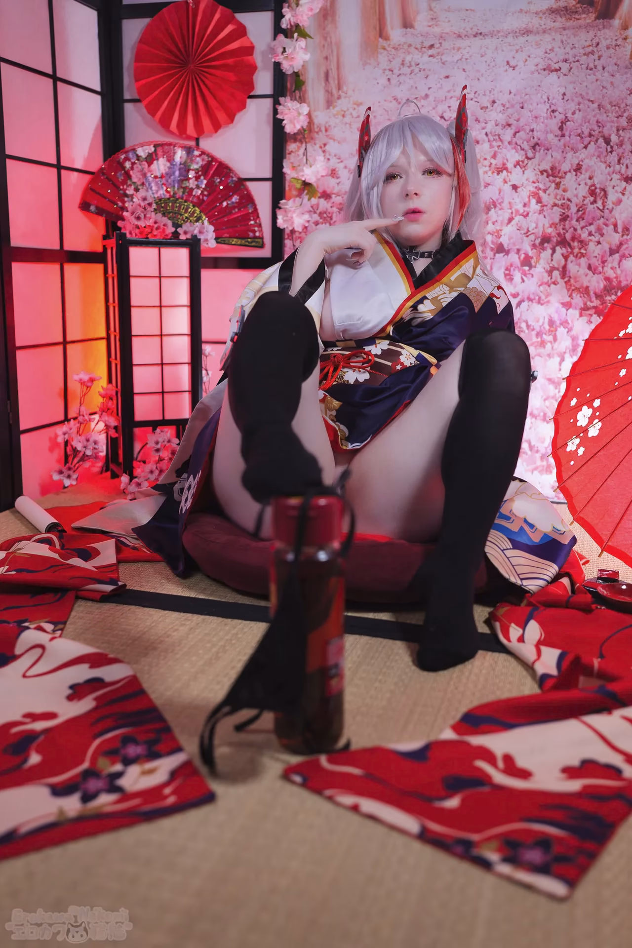 Erokawa Nekomi as Prinz Eugen — cosplay photo 41 of 59