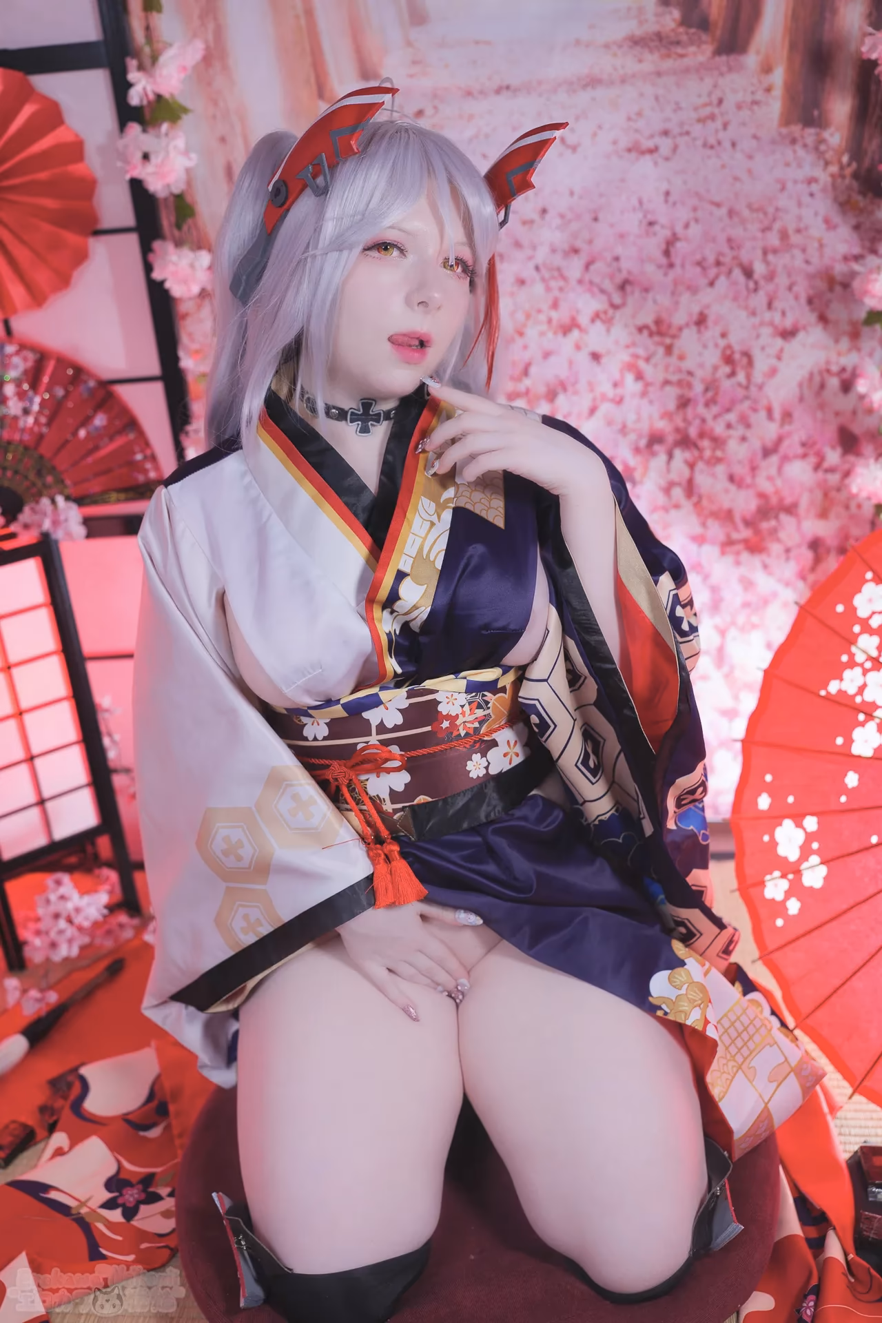 Erokawa Nekomi as Prinz Eugen — cosplay photo 44 of 59