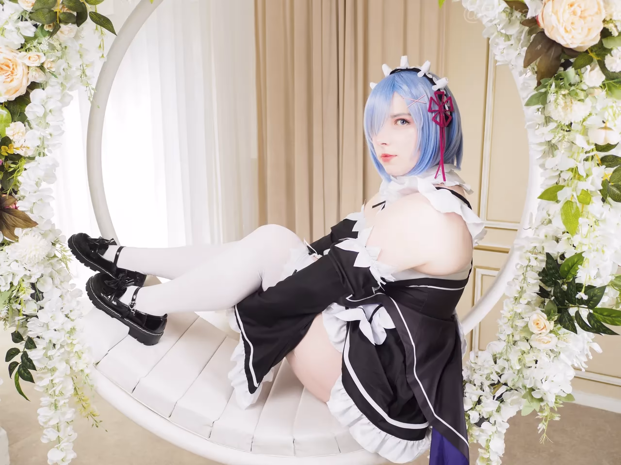 Erokawa Nekomi as Rem — cosplay photo 4 of 55