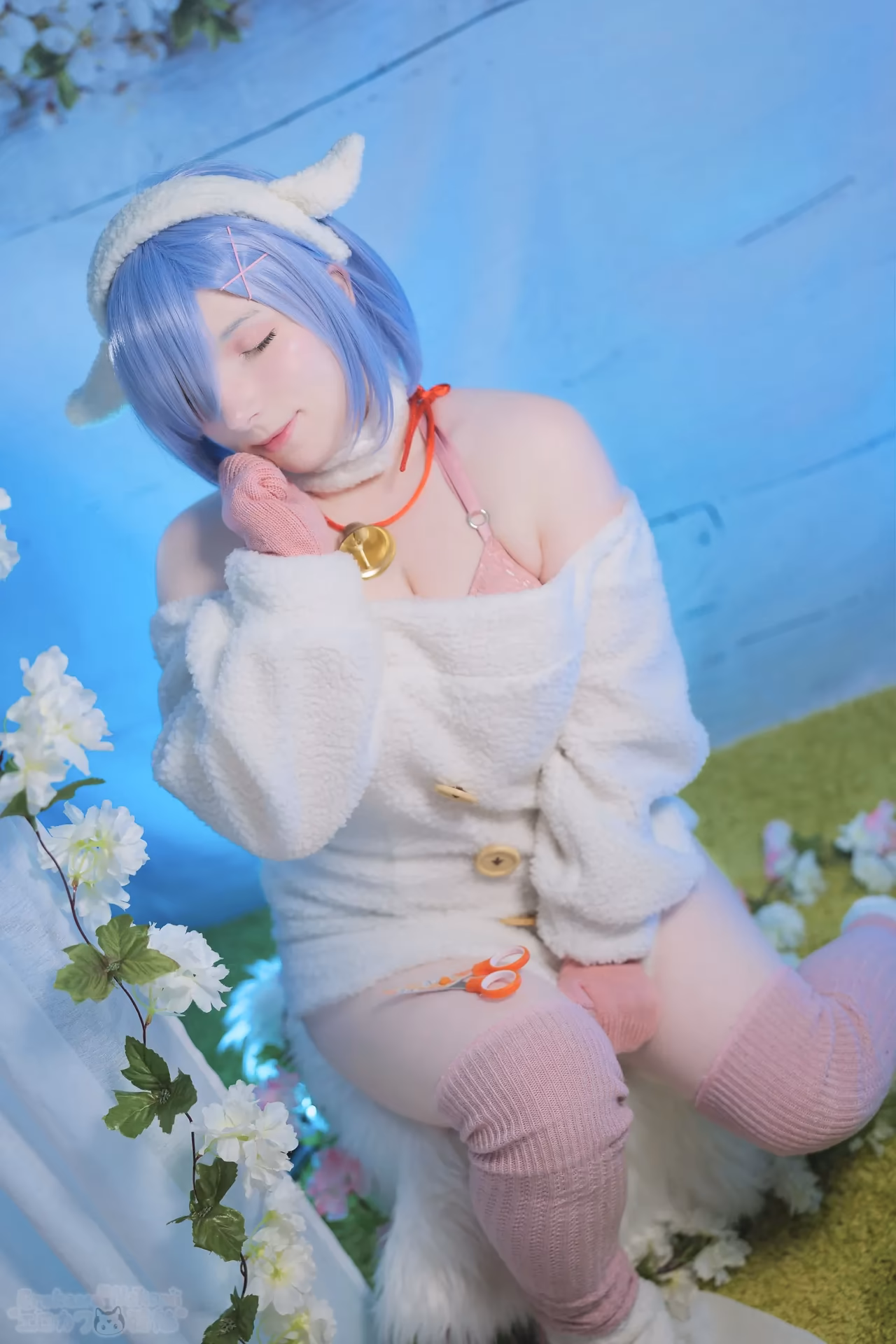 Erokawa Nekomi as Rem — cosplay photo 42 of 54