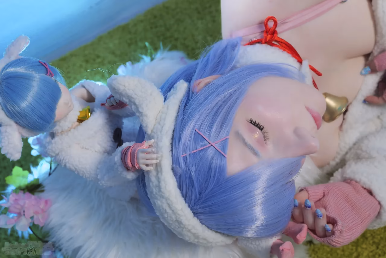 Erokawa Nekomi as Rem — cosplay photo 54 of 54