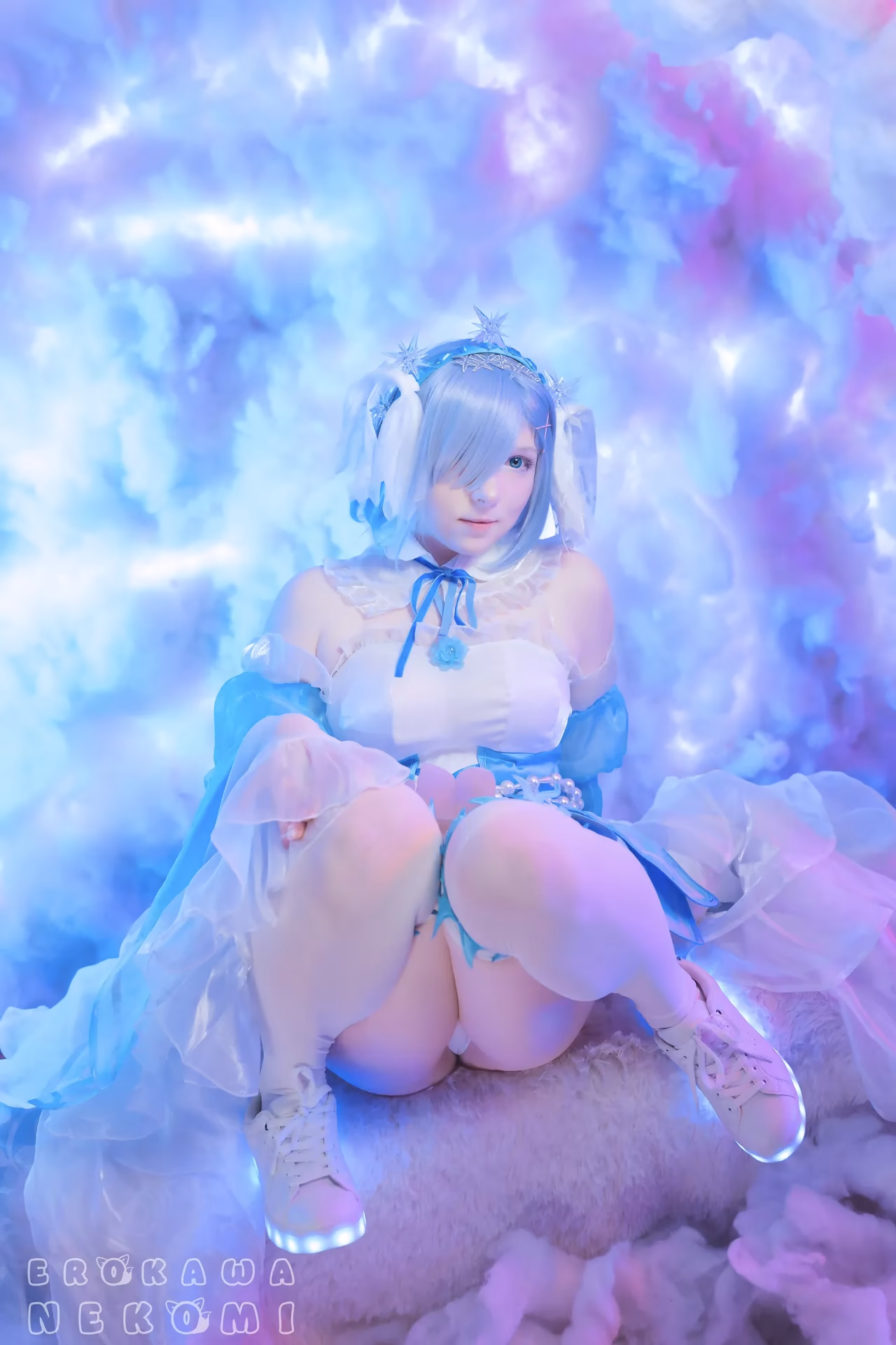 Erokawa Nekomi as Rem — cosplay photo 48 of 70