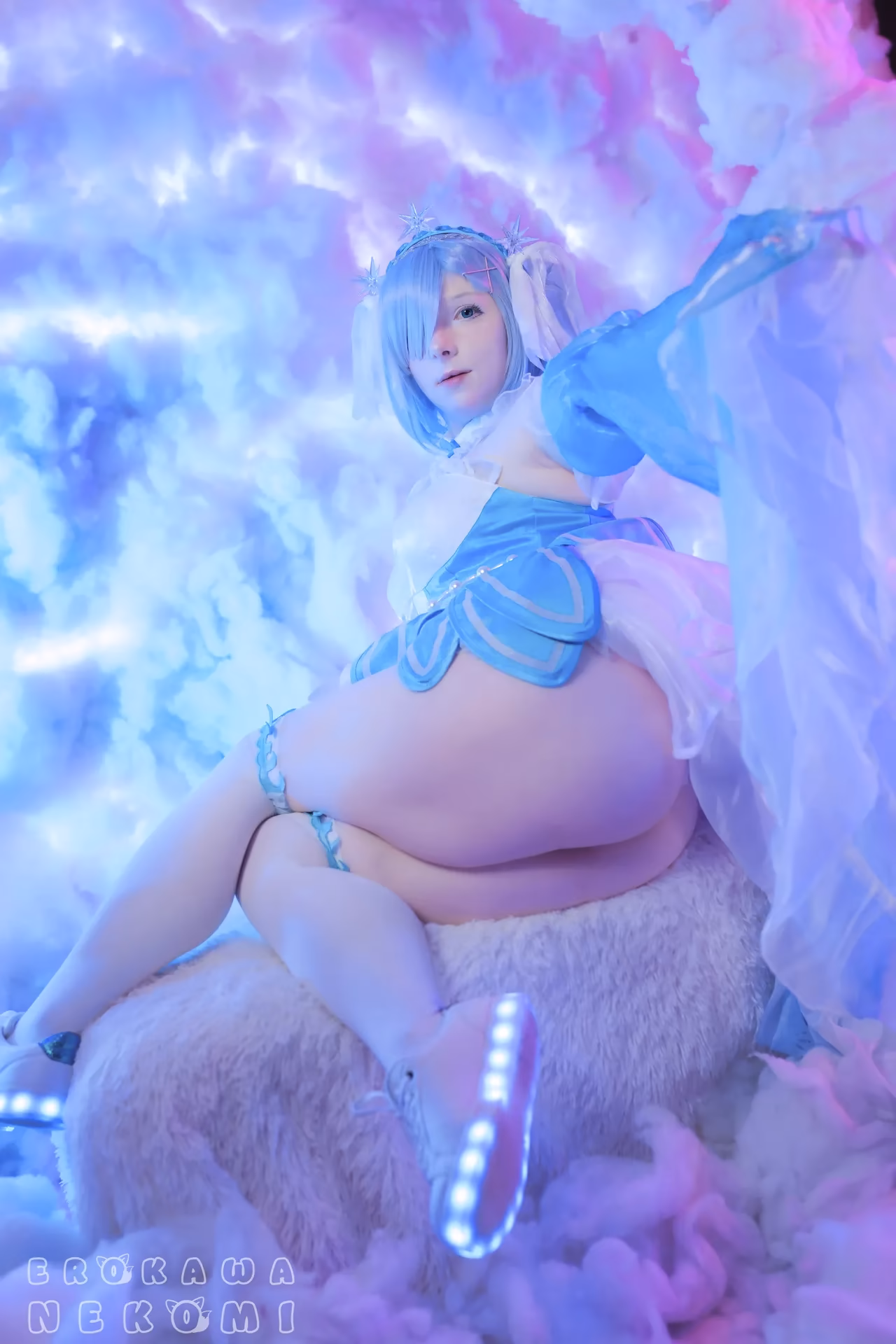 Erokawa Nekomi as Rem — cosplay photo 51 of 70