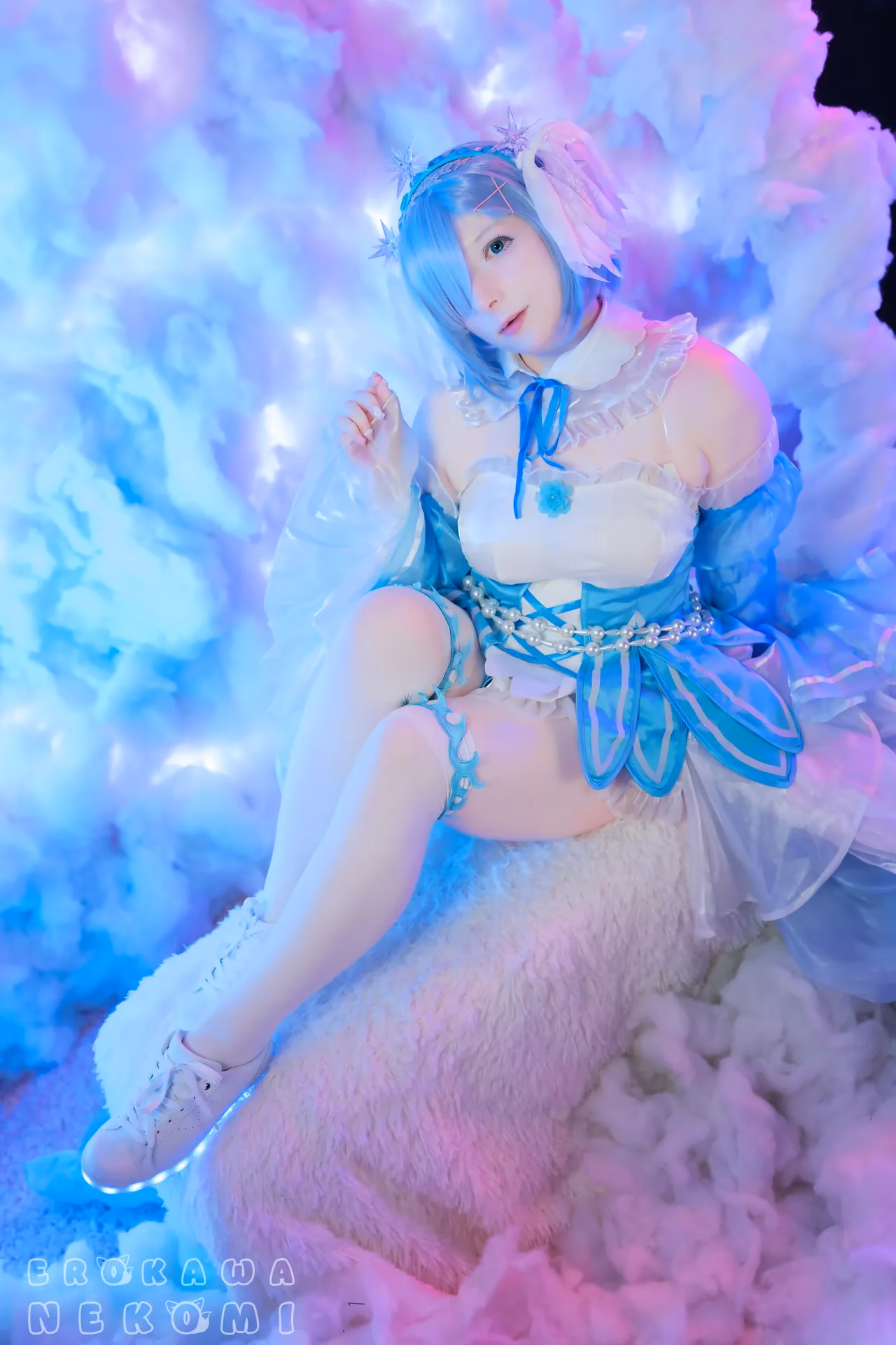 Erokawa Nekomi as Rem — cosplay photo 54 of 70