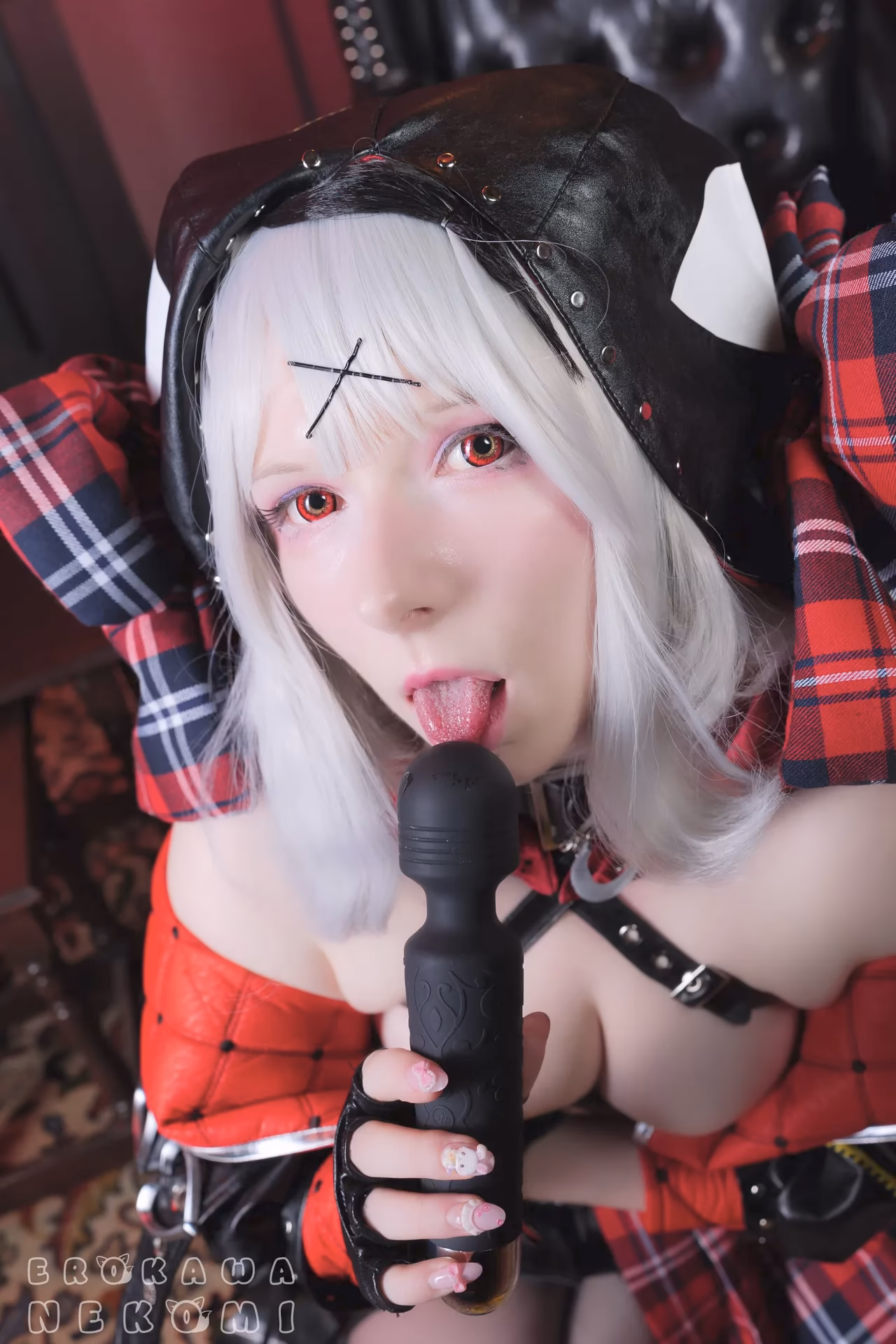Erokawa Nekomi as Sakamata Chloe — cosplay photo 87 of 90