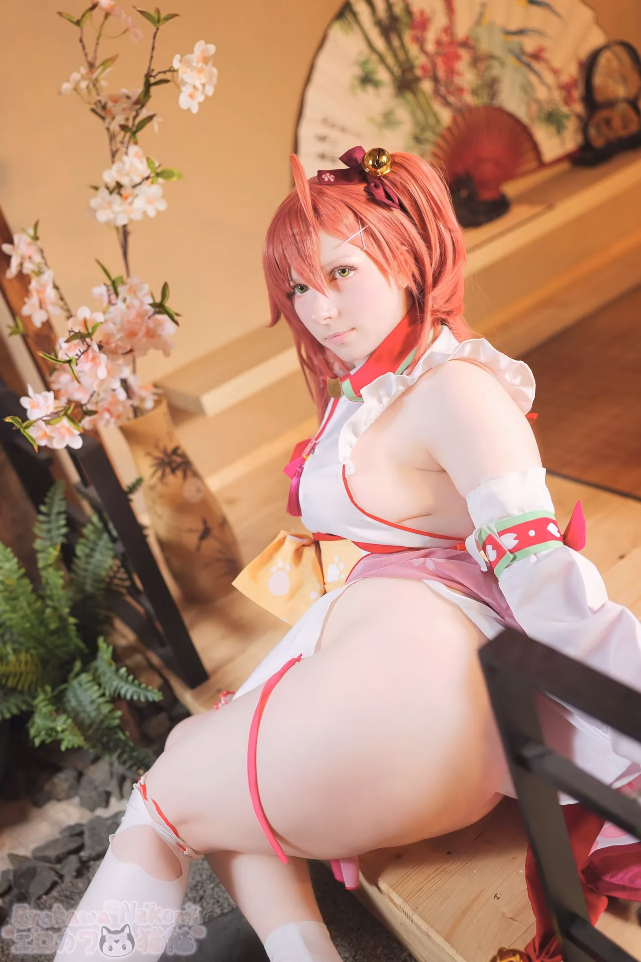 Erokawa Nekomi as Sakura Miko — cosplay photo 50 of 84