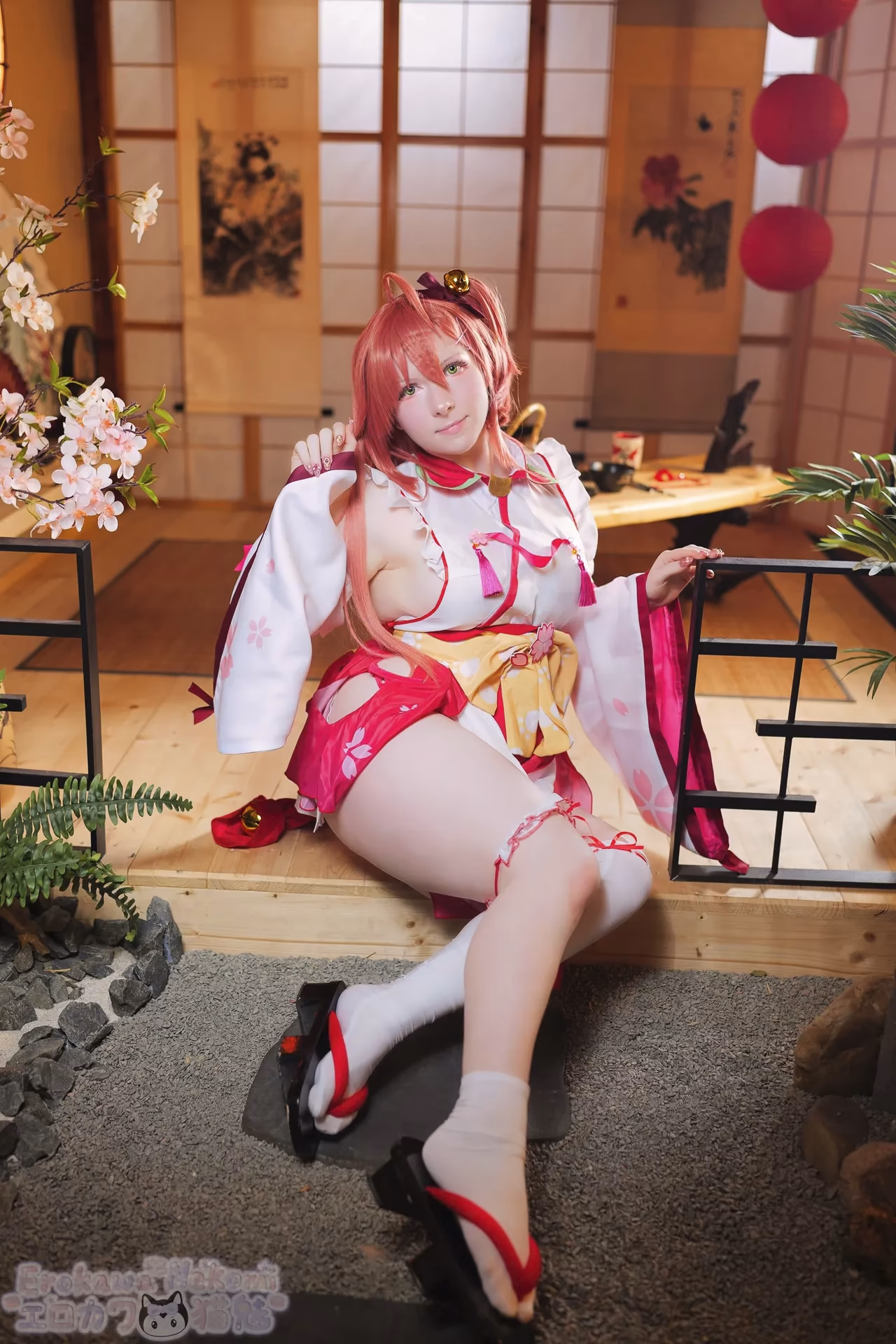Erokawa Nekomi as Sakura Miko — cosplay photo 54 of 84