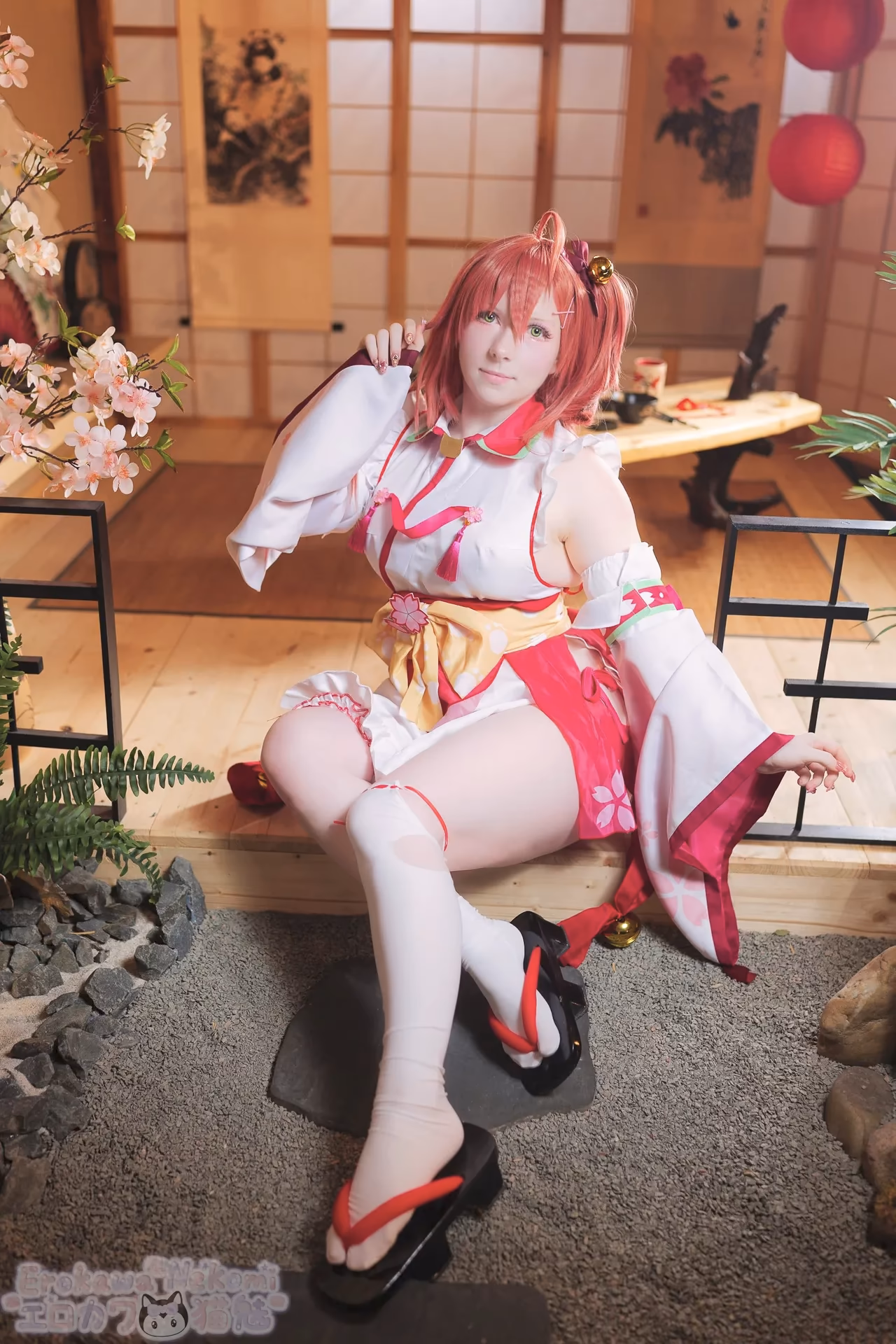 Erokawa Nekomi as Sakura Miko — cosplay photo 55 of 84