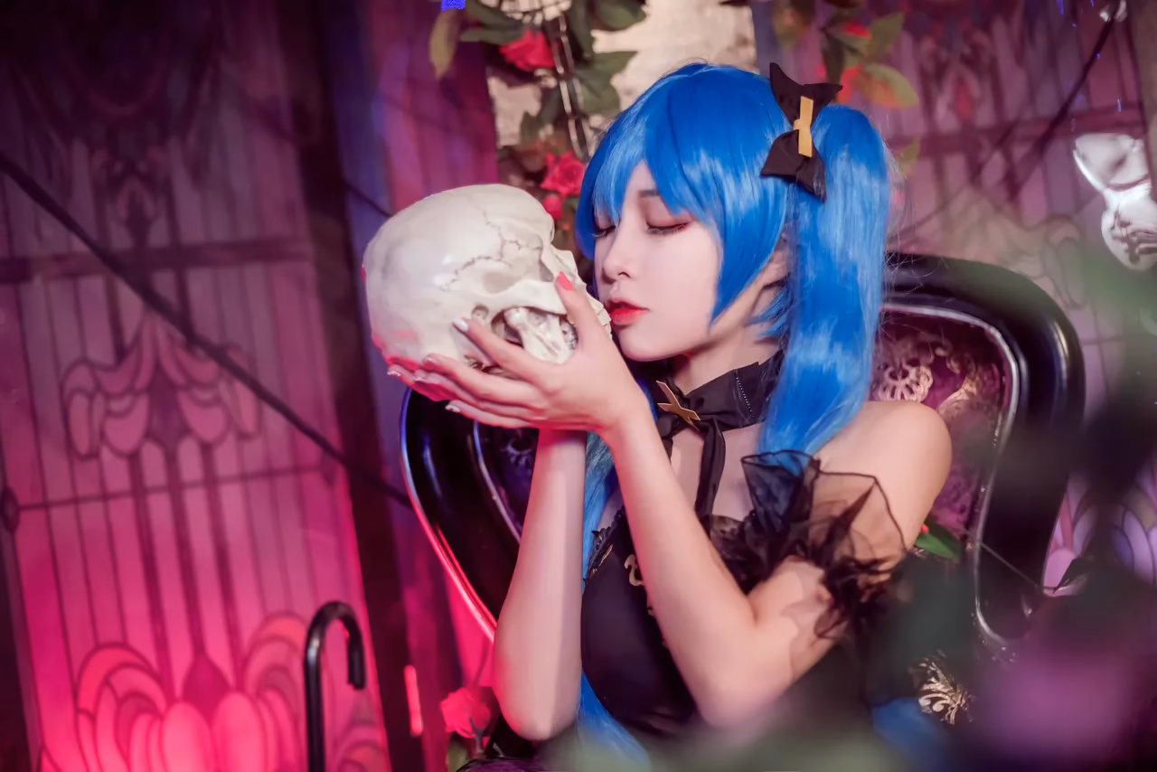 Erzuo Nisa as Hatsune Miku — cosplay photo 29 of 29