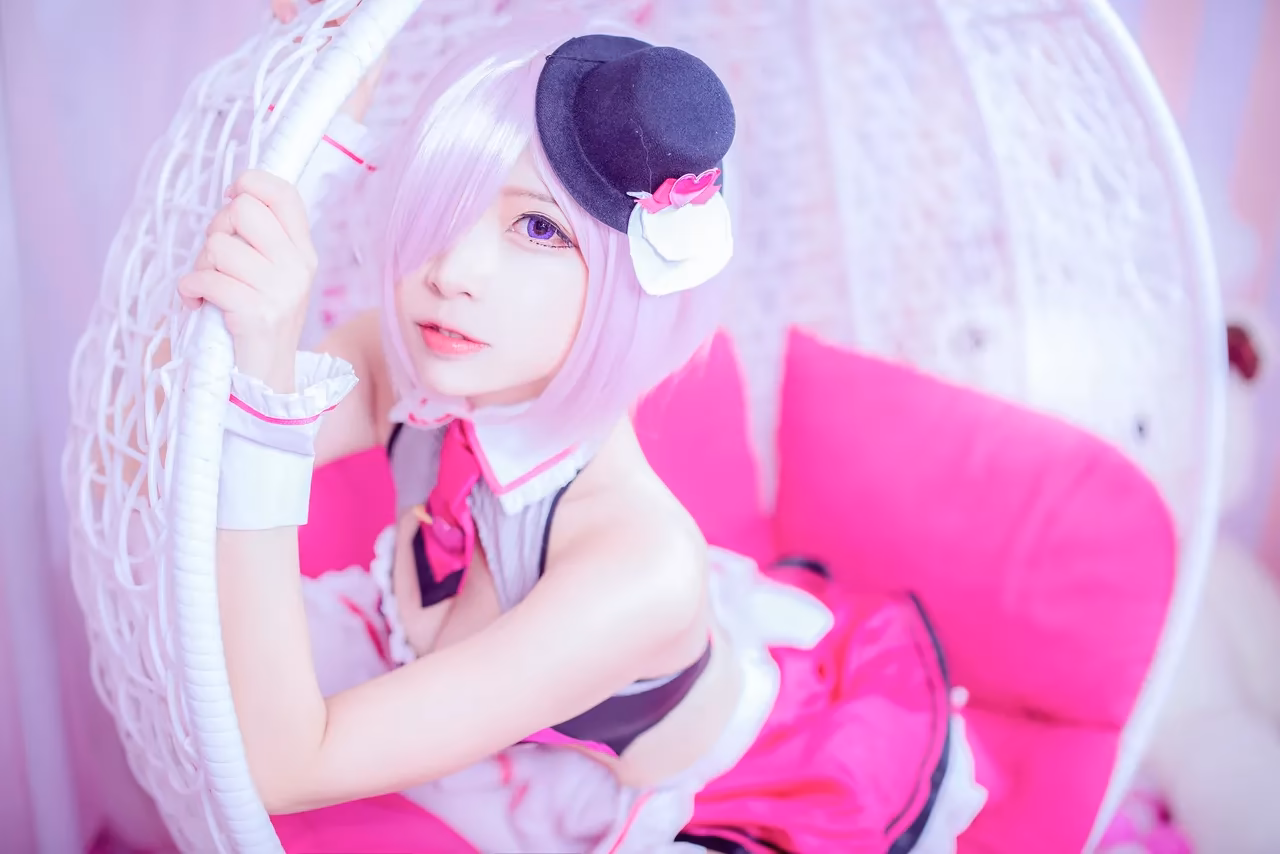 Erzuo Nisa as Mash Kyrielight — cosplay photo 7 of 9