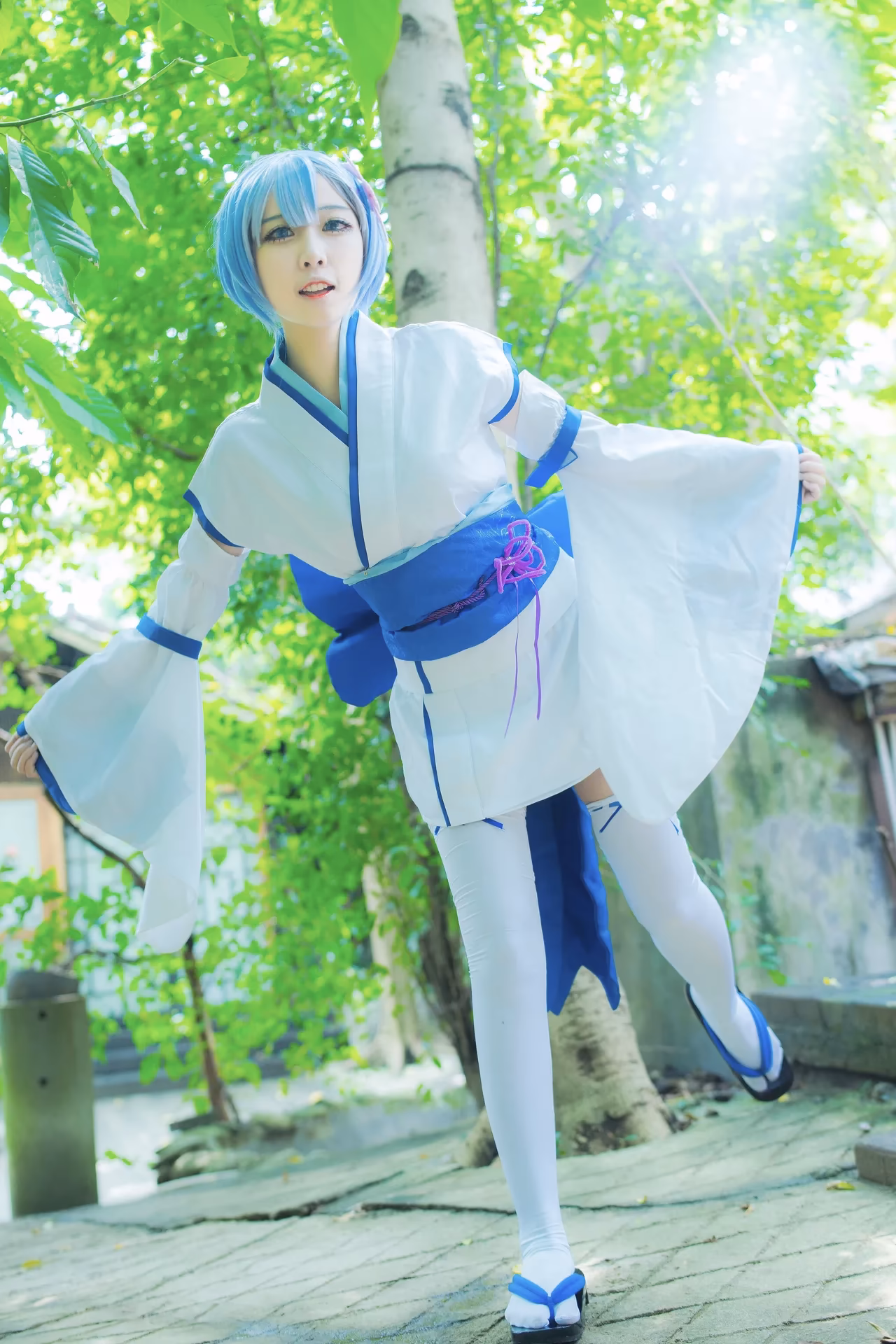 Erzuo Nisa as Rem — cosplay photo 7 of 24