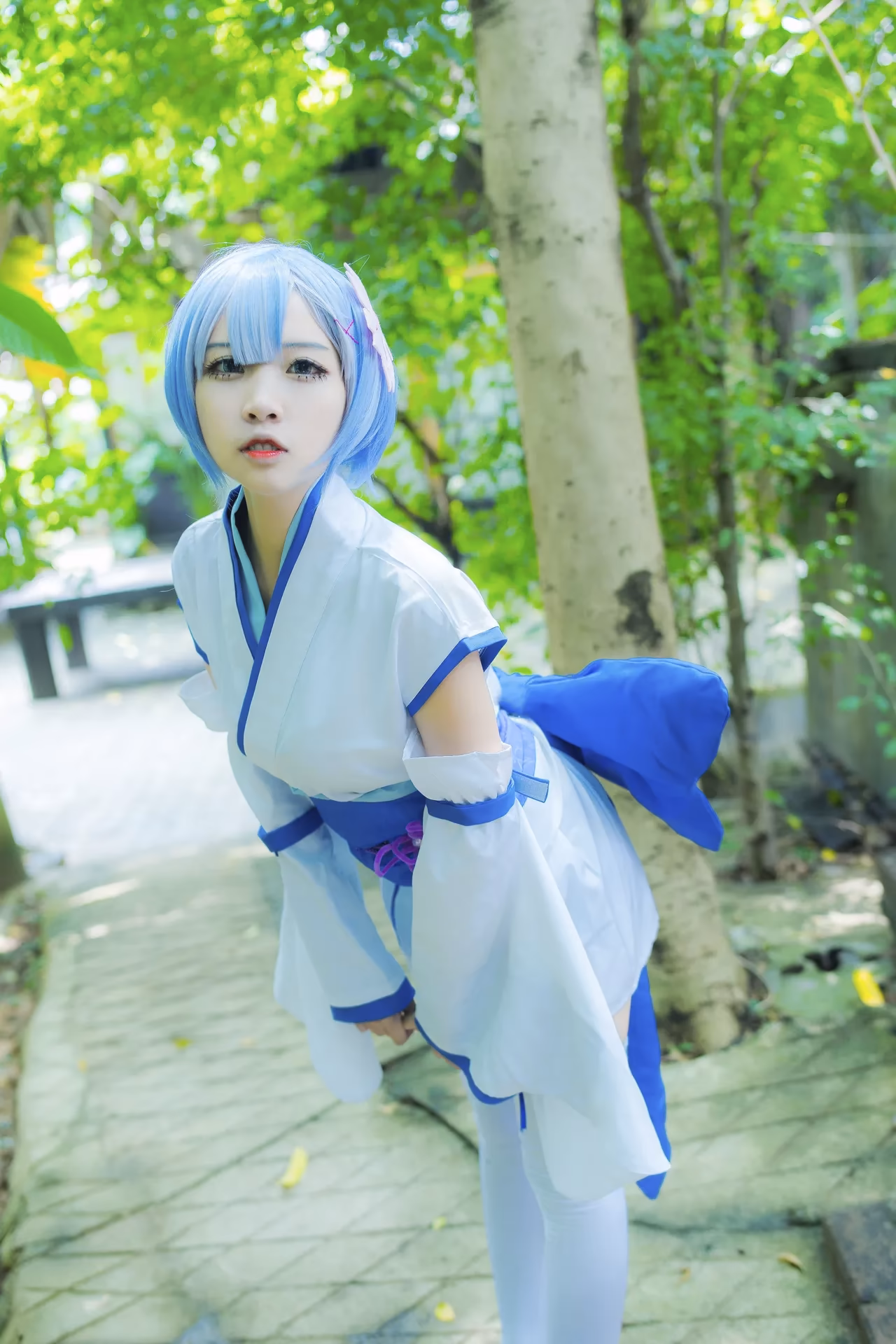 Erzuo Nisa as Rem — cosplay photo 9 of 24