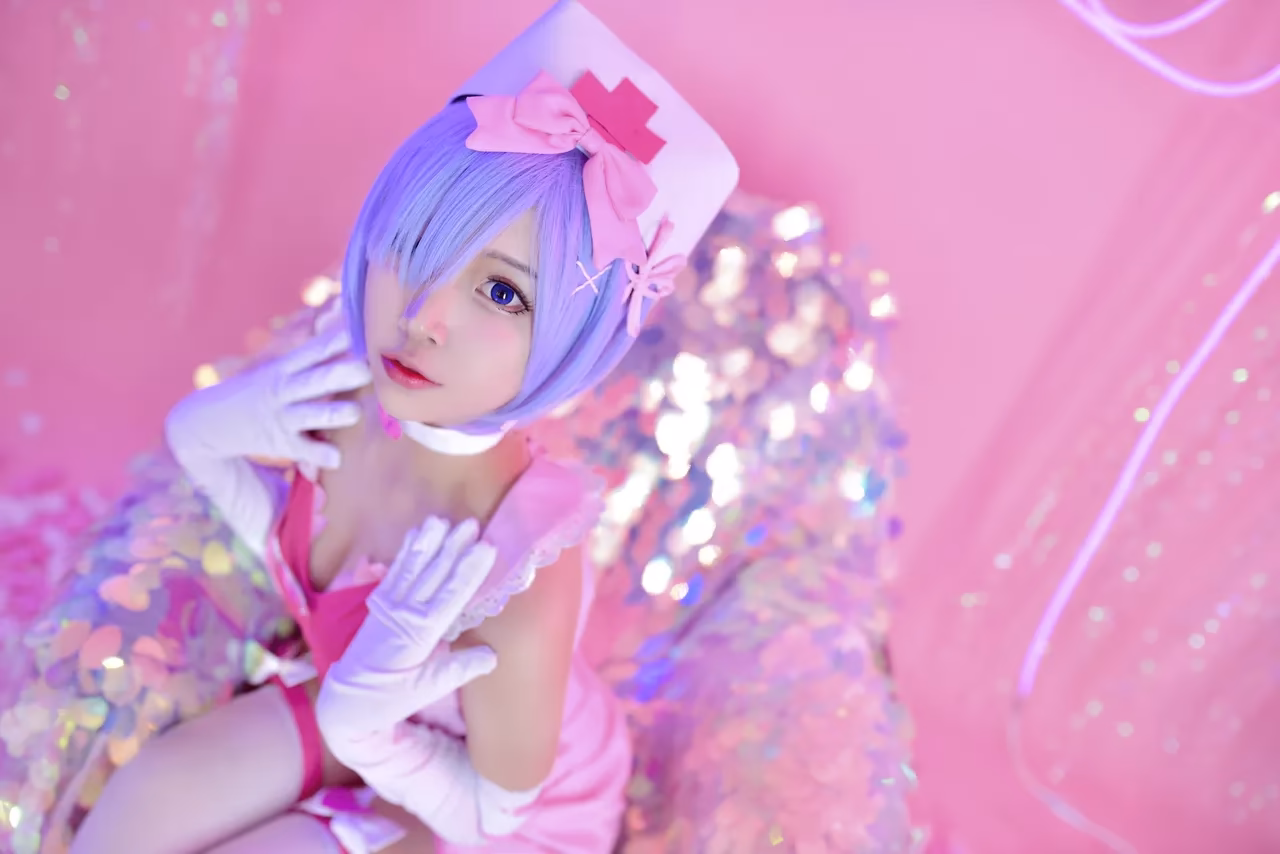Erzuo Nisa as Rem — cosplay photo 33 of 40
