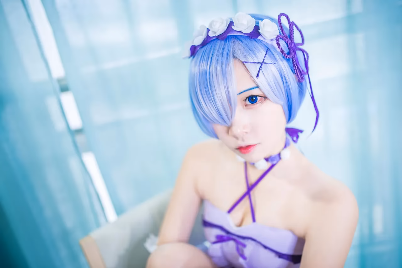 Erzuo Nisa as Rem — cosplay photo 7 of 14