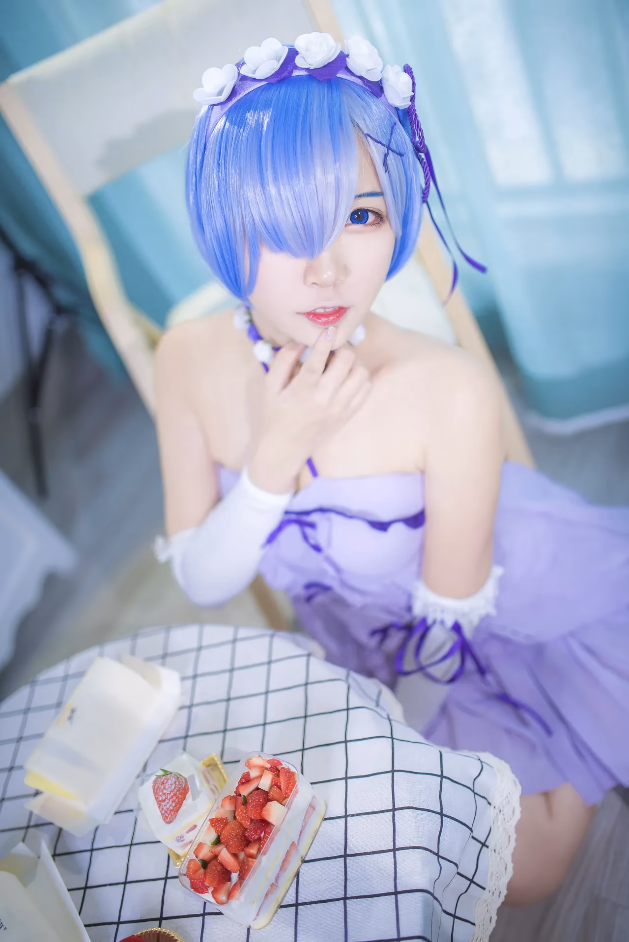 Erzuo Nisa as Rem — cosplay photo 9 of 14