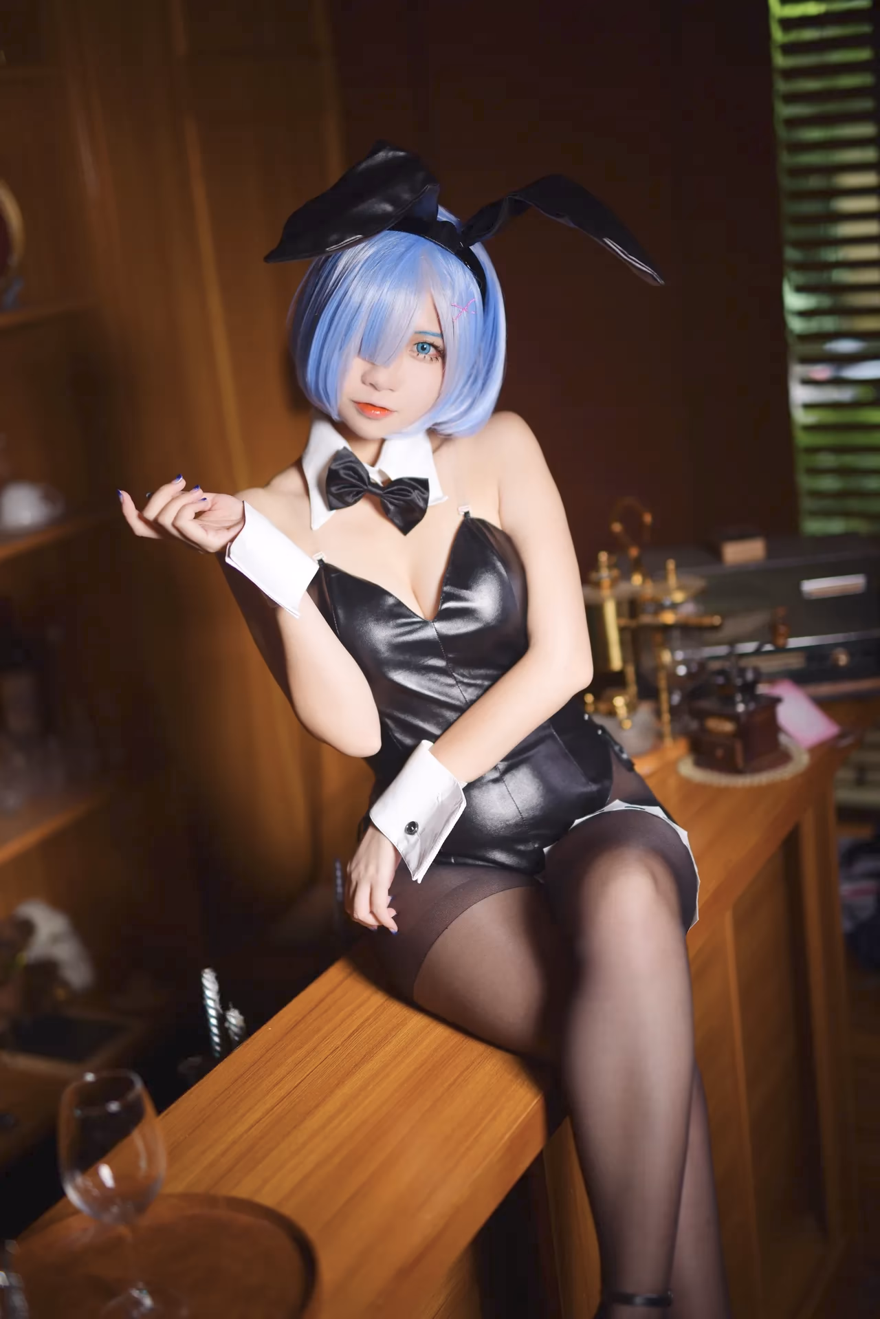 Erzuo Nisa as Rem — cosplay photo 12 of 15