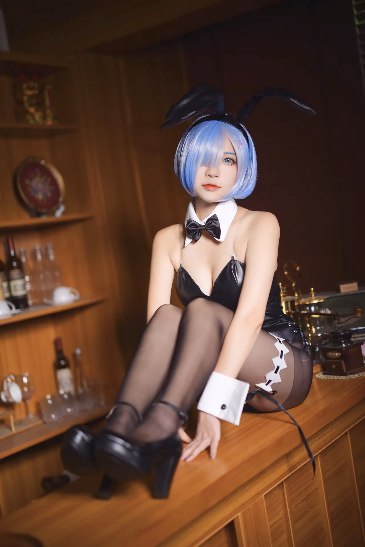 Erzuo Nisa as Rem — cosplay photo 14 of 15