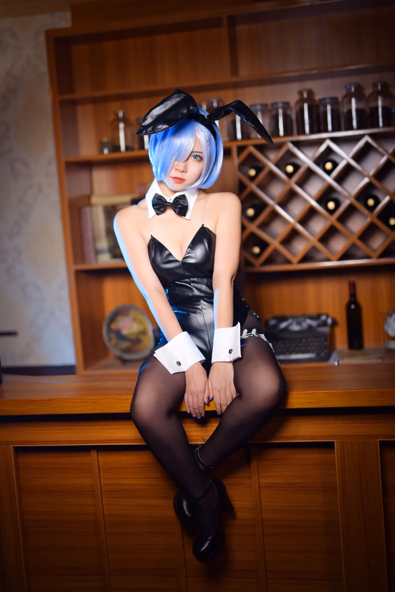 Erzuo Nisa as Rem — cosplay photo 7 of 15