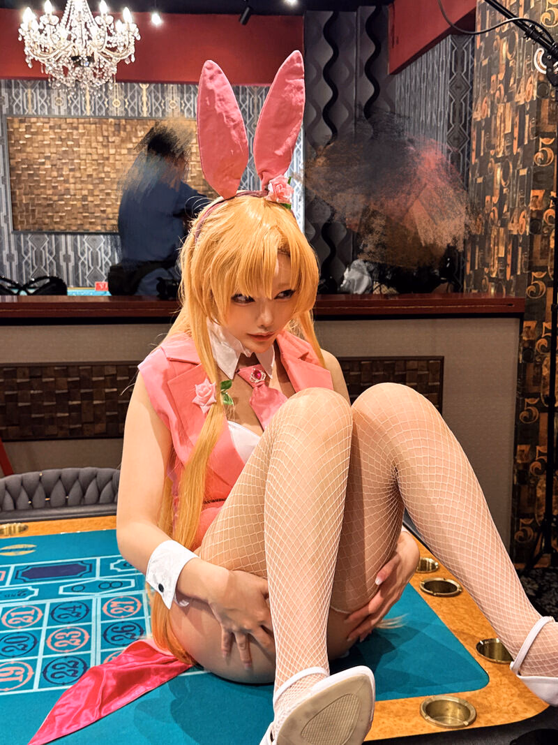 Etocha as Asuna Yuuki — cosplay photo 16 of 81