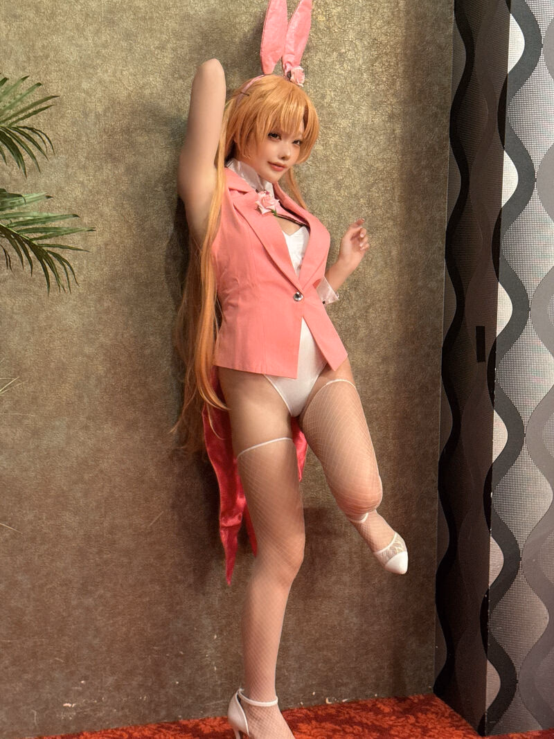 Etocha as Asuna Yuuki — cosplay photo 20 of 81