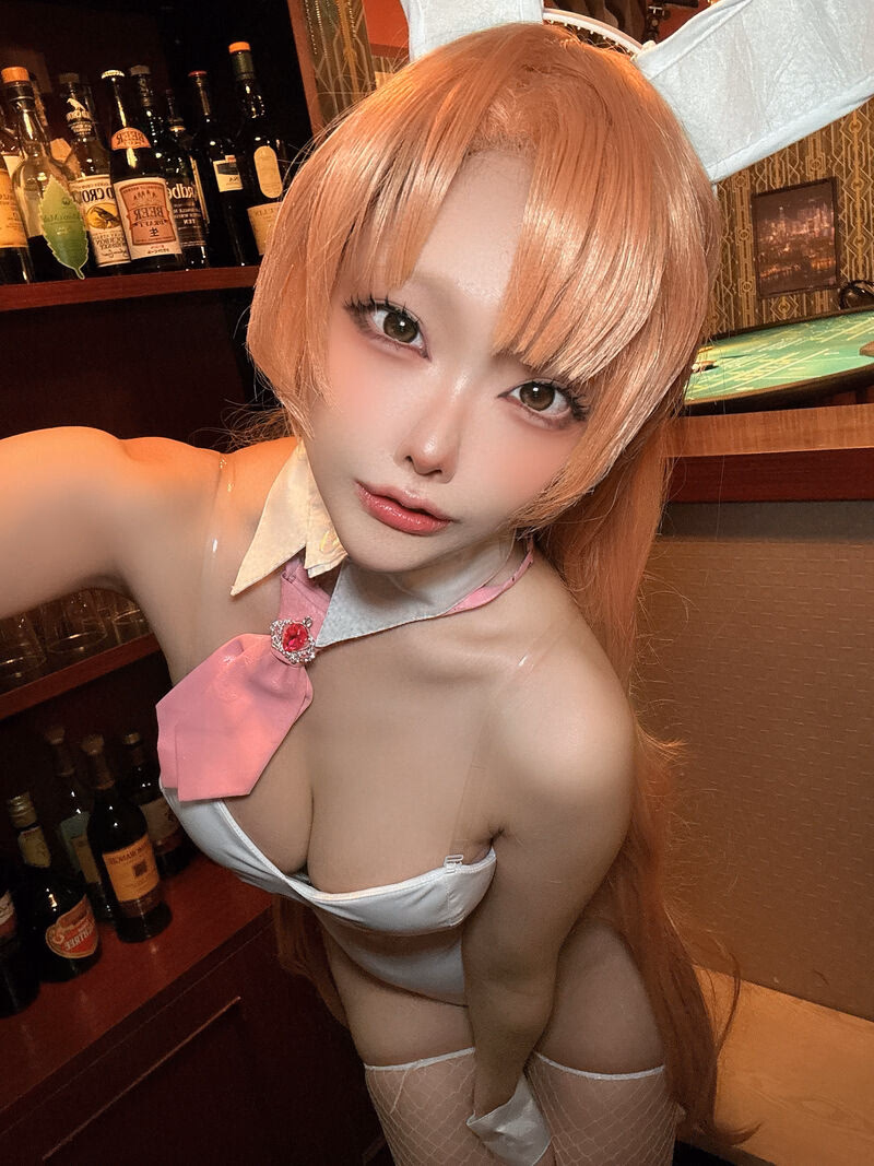 Etocha as Asuna Yuuki — cosplay photo 46 of 81