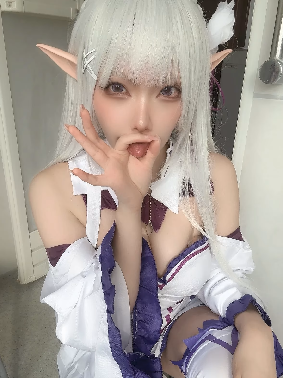 Etocha as Emilia — cosplay photo 33 of 91