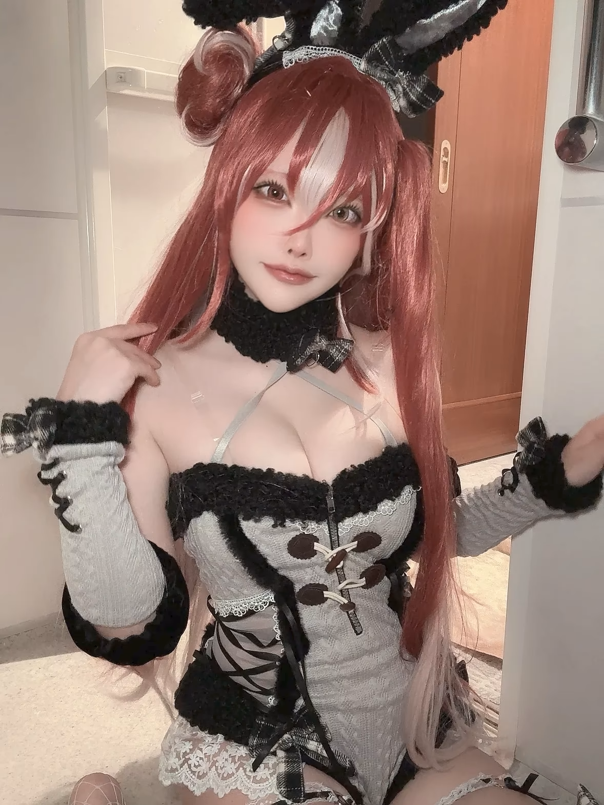 Etocha as Houshou Marine — cosplay photo 17 of 99