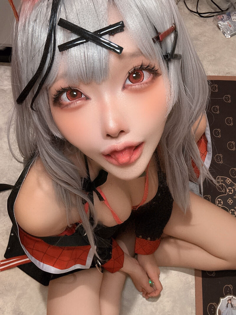 Etocha as Sakamata Chloe — cosplay photo 49 of 58