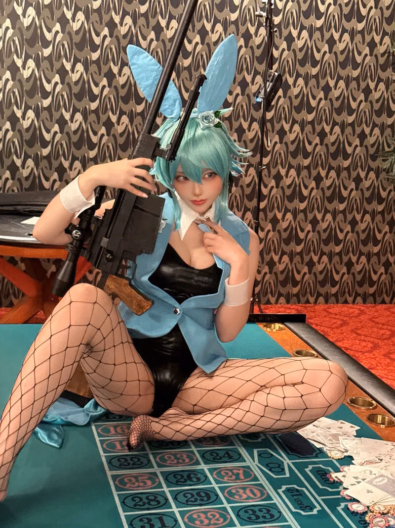 Etocha as Sinon (Shino Asada) — cosplay photo 27 of 65
