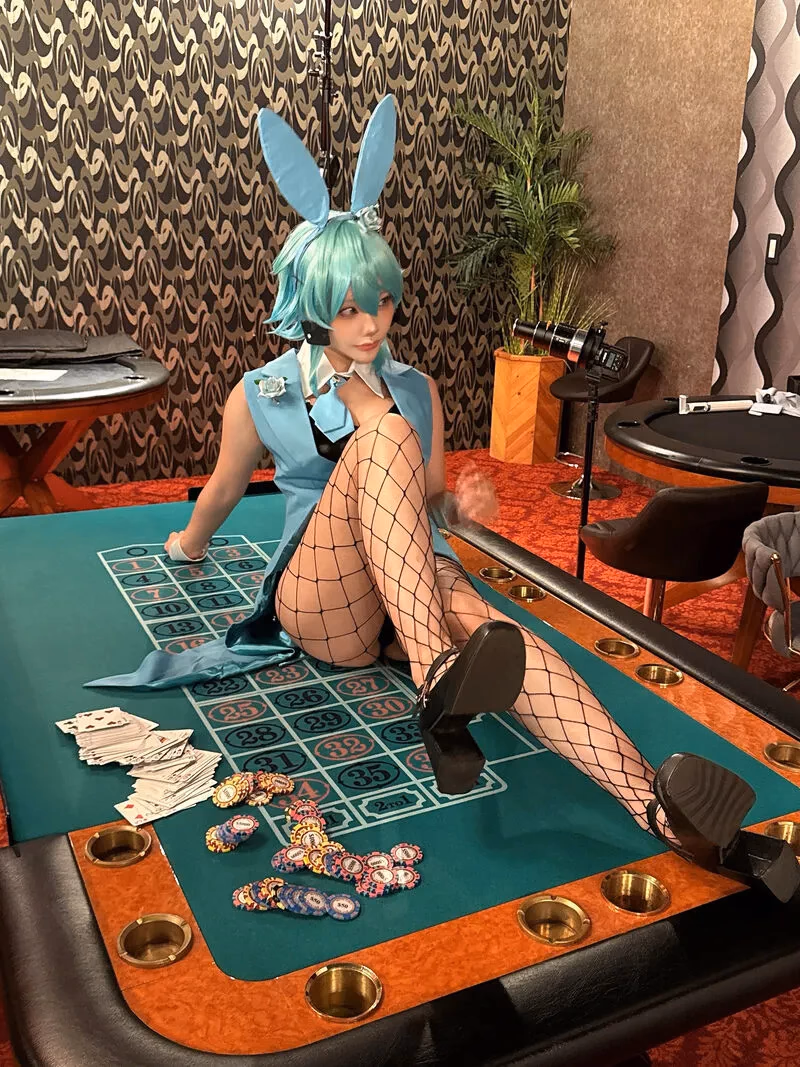 Etocha as Sinon (Shino Asada) — cosplay photo 9 of 65