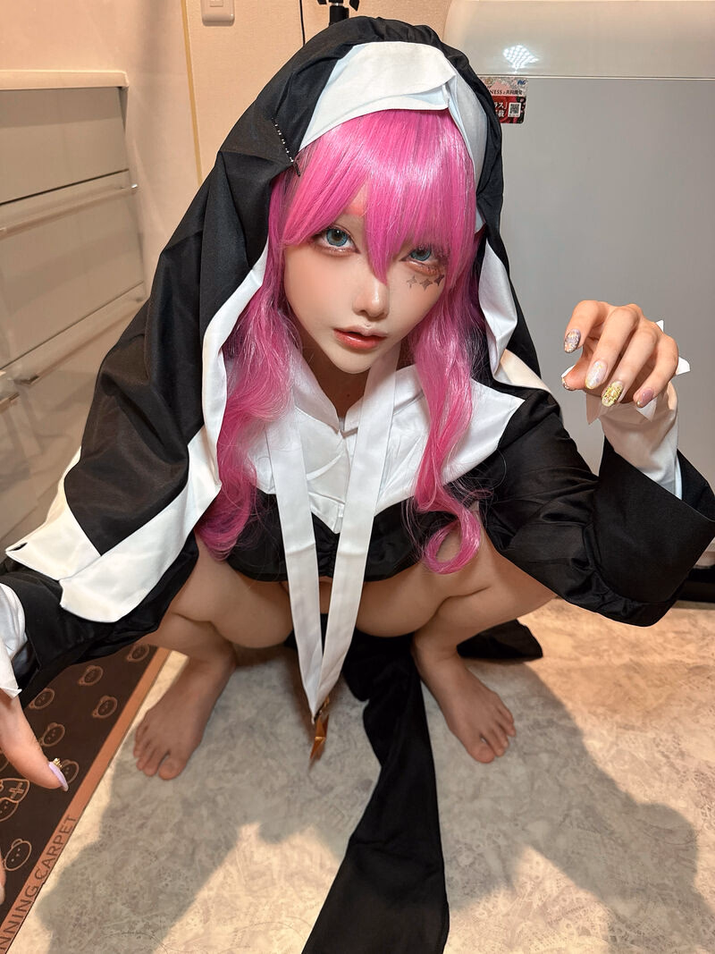 Etocha as Sister Gigant — cosplay photo 34 of 70