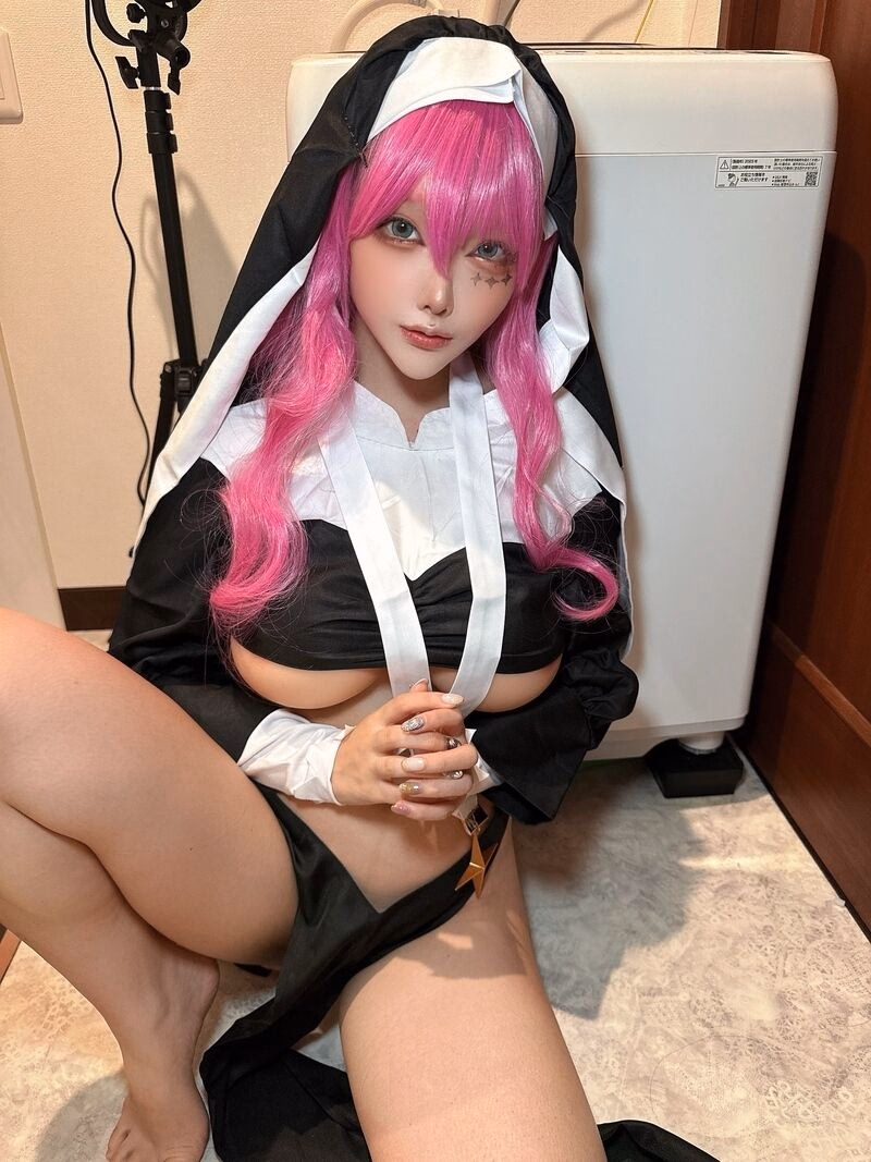 Etocha as Sister Gigant — cosplay photo 43 of 70
