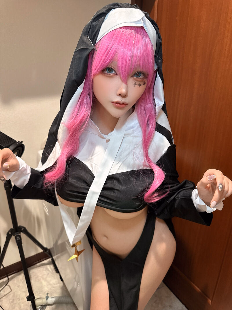 Etocha as Sister Gigant — cosplay photo 60 of 70