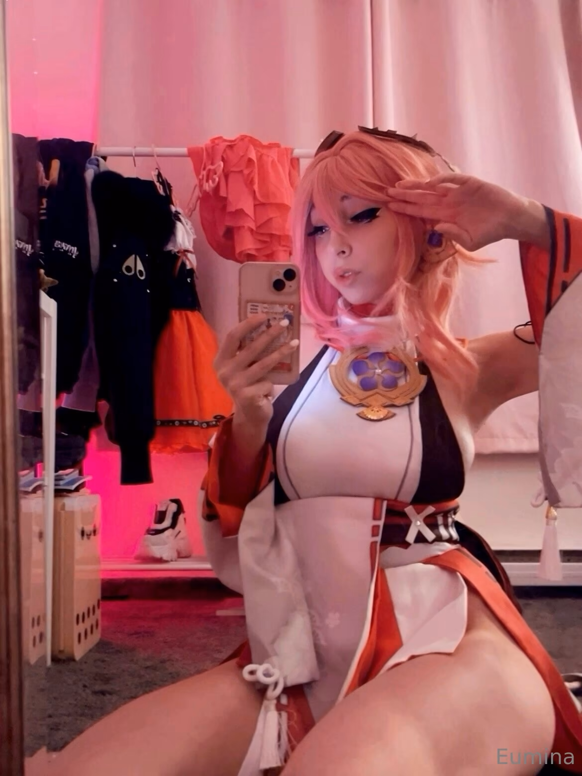 Eumina as Yae Miko — cosplay photo 5 of 10