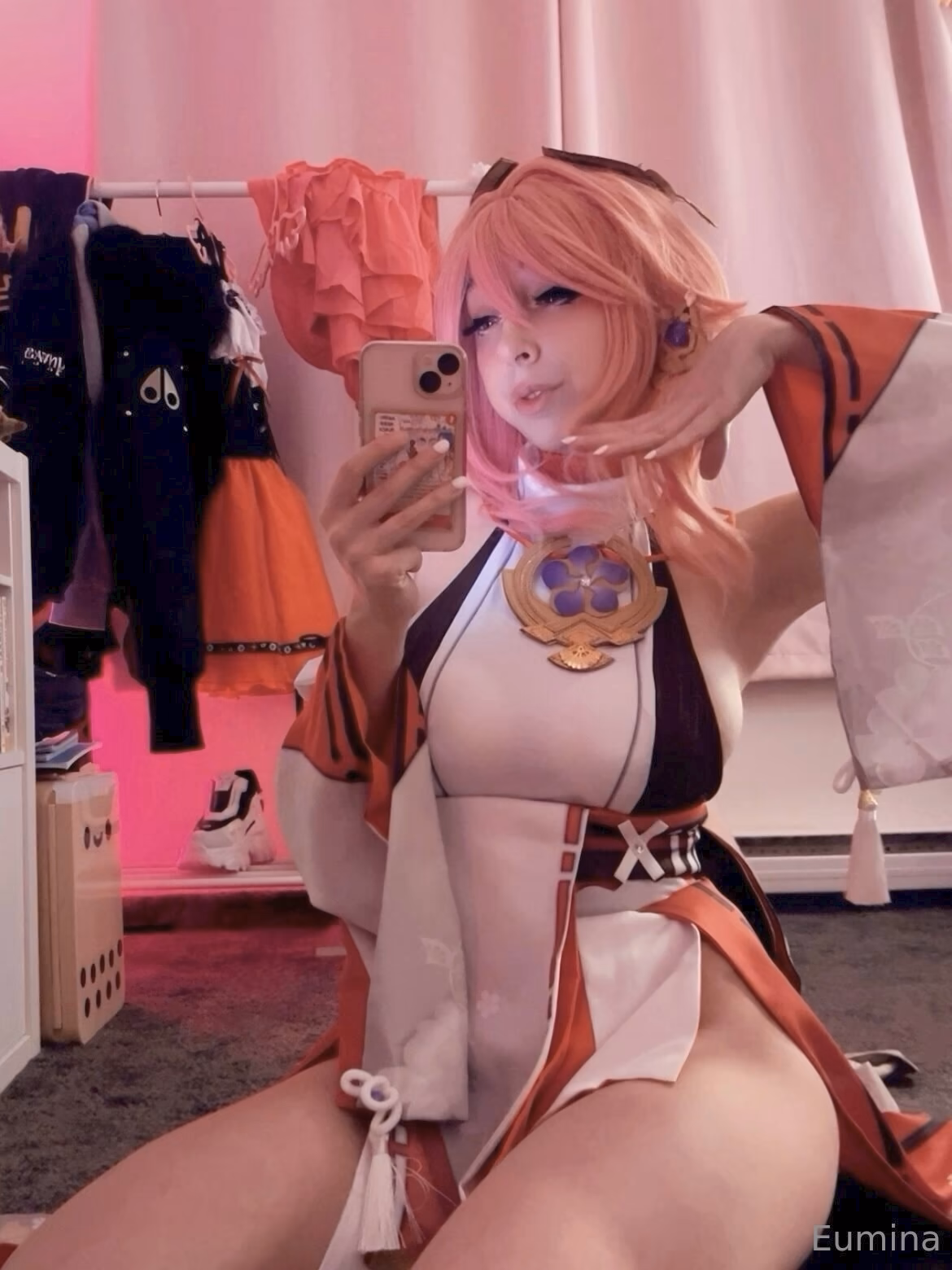 Eumina as Yae Miko — cosplay photo 8 of 10