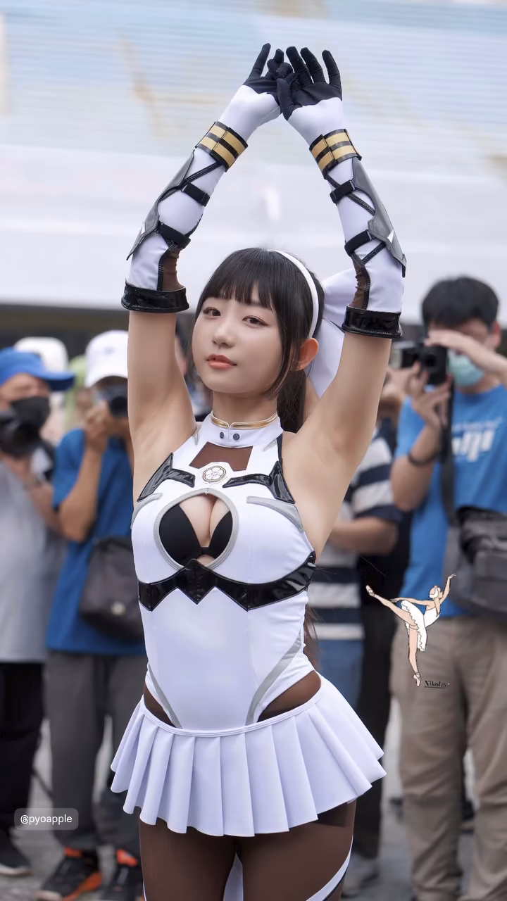 Eunji Pyoapple as Takao — cosplay photo 29 of 55