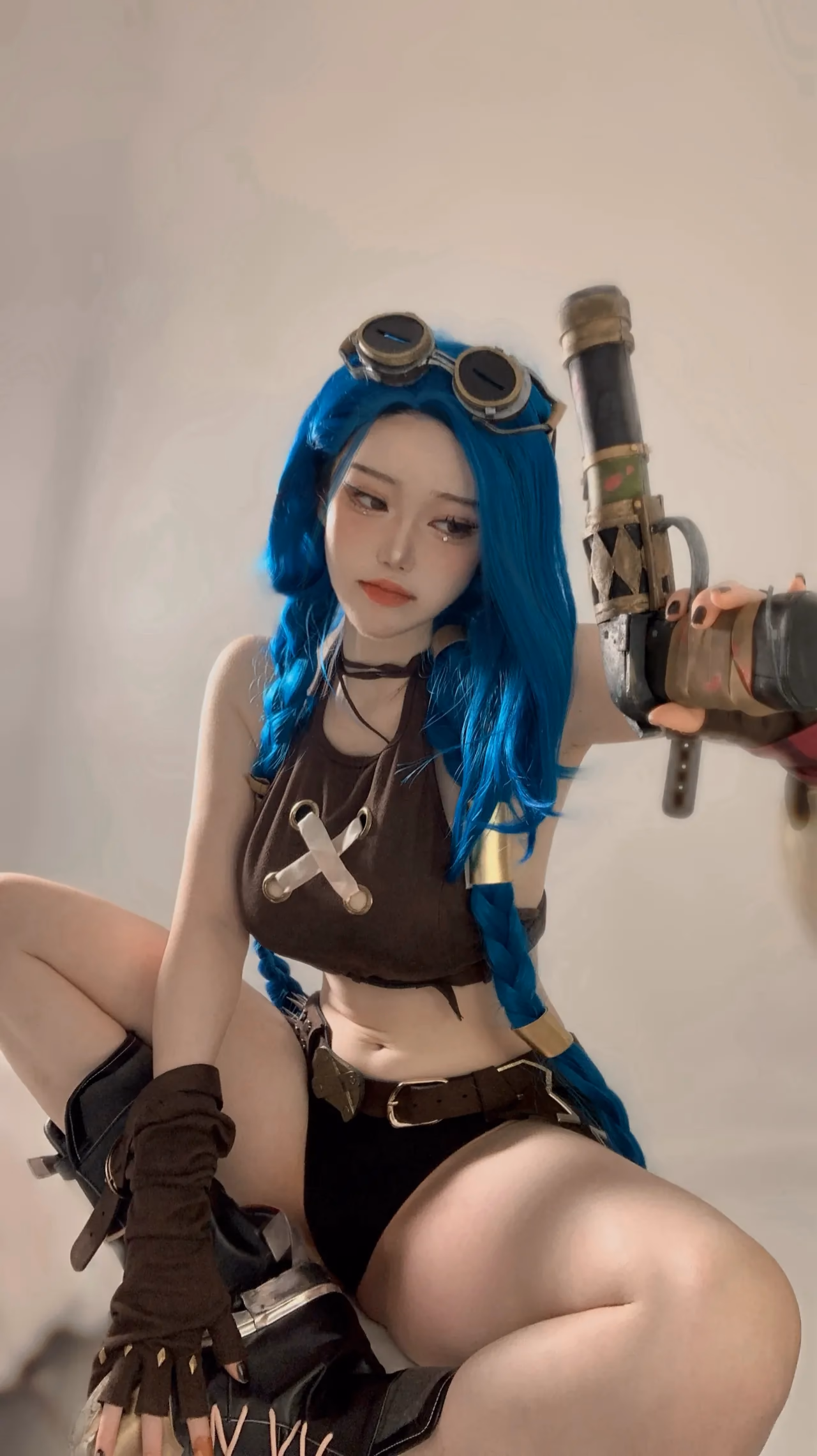 evawxsh as Jinx — cosplay photo 2 of 6