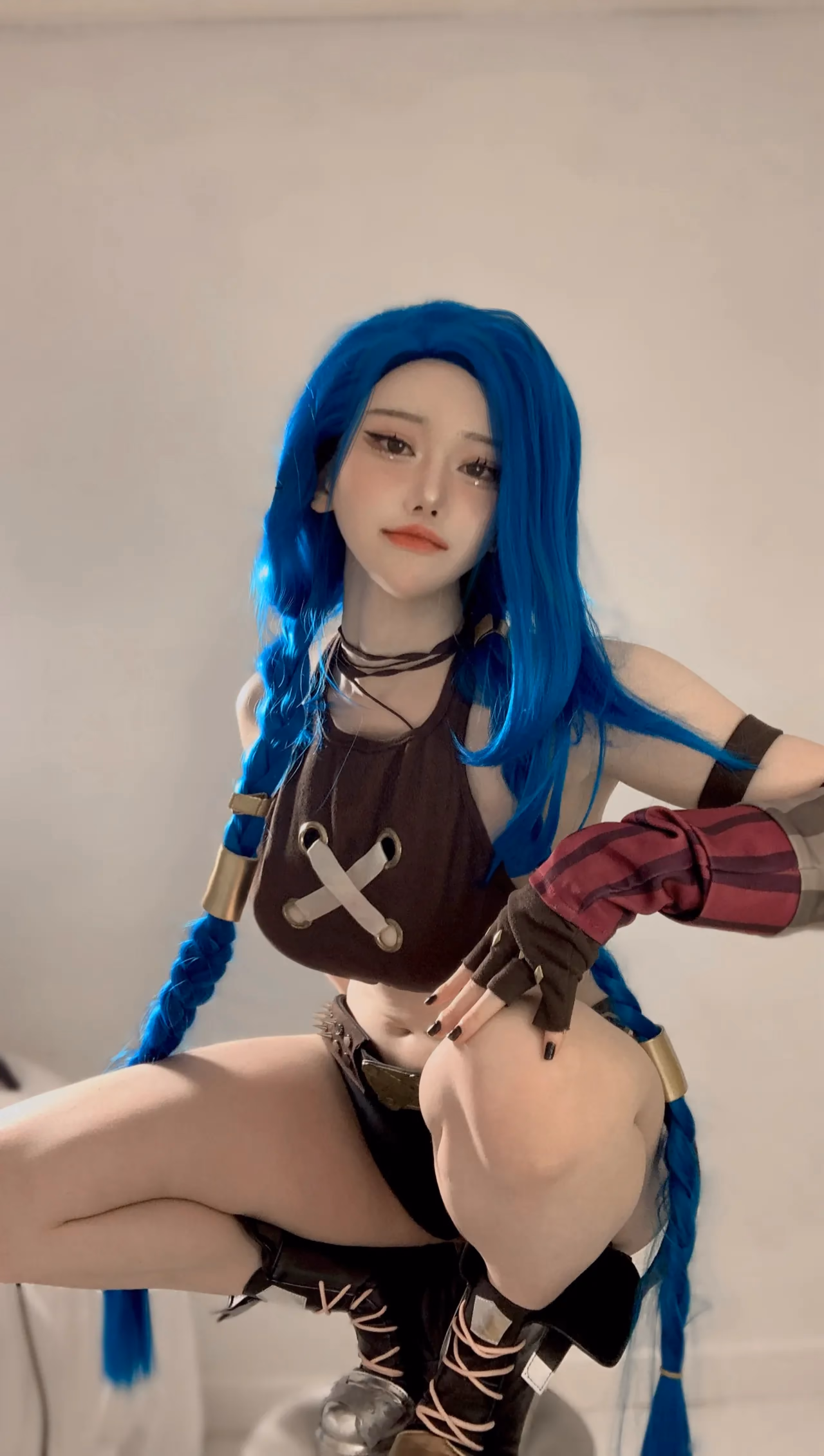 evawxsh as Jinx — cosplay photo 4 of 6