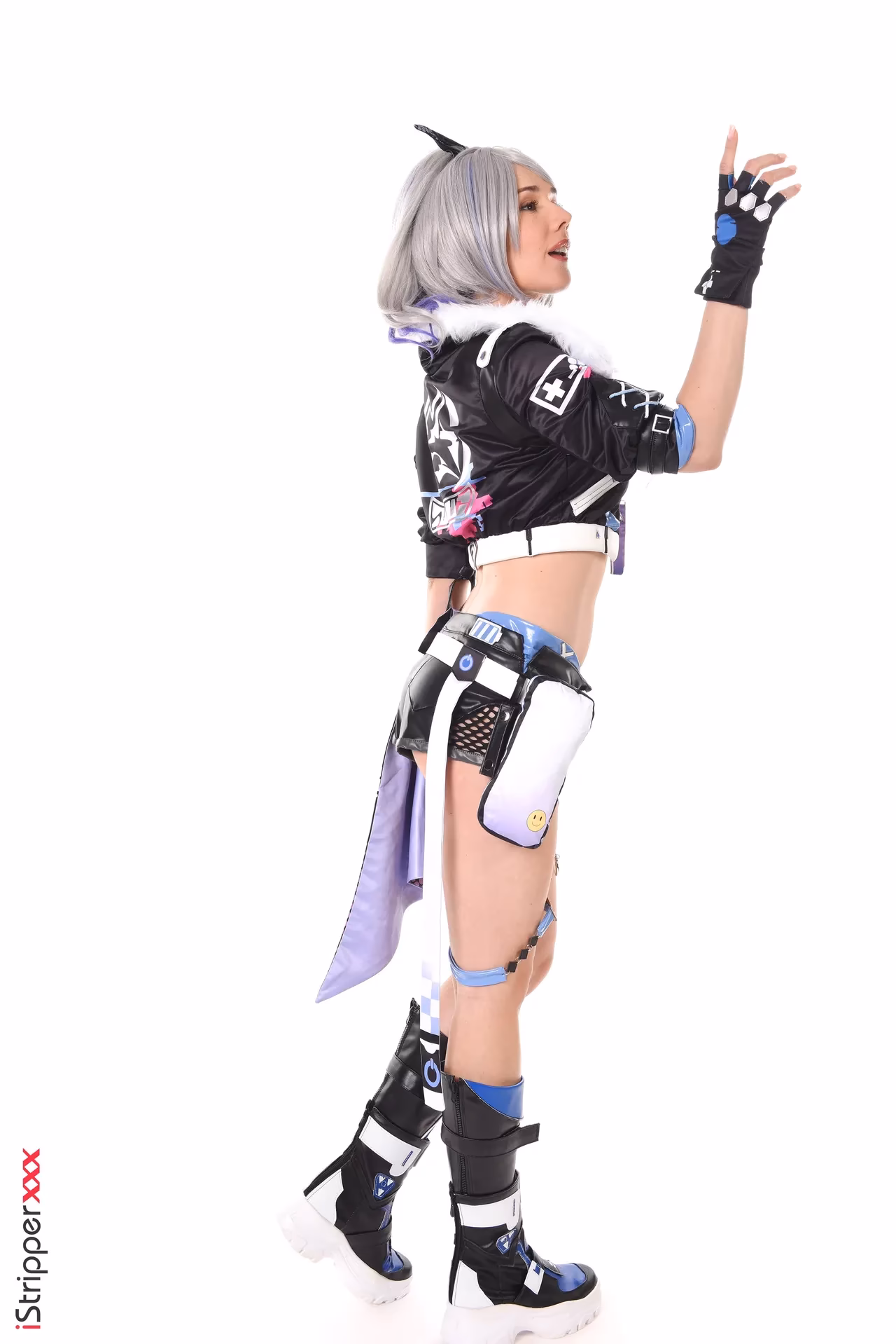 Eve Sweet as Silver Wolf — cosplay photo 3 of 50