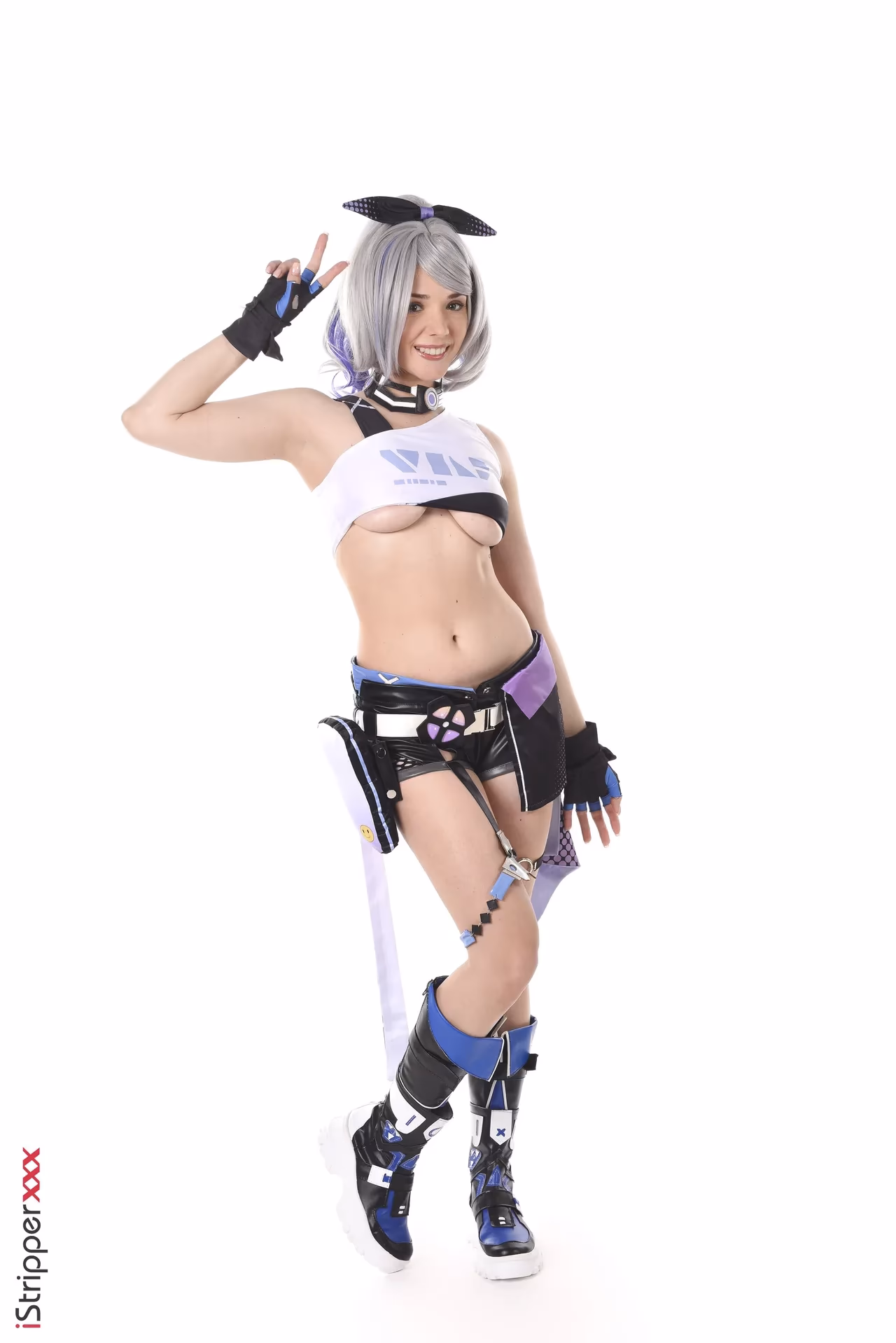 Eve Sweet as Silver Wolf — cosplay photo 6 of 50