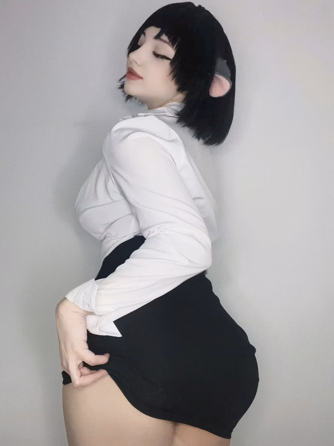 Evelinaava as Jane Doe — cosplay photo 3 of 8