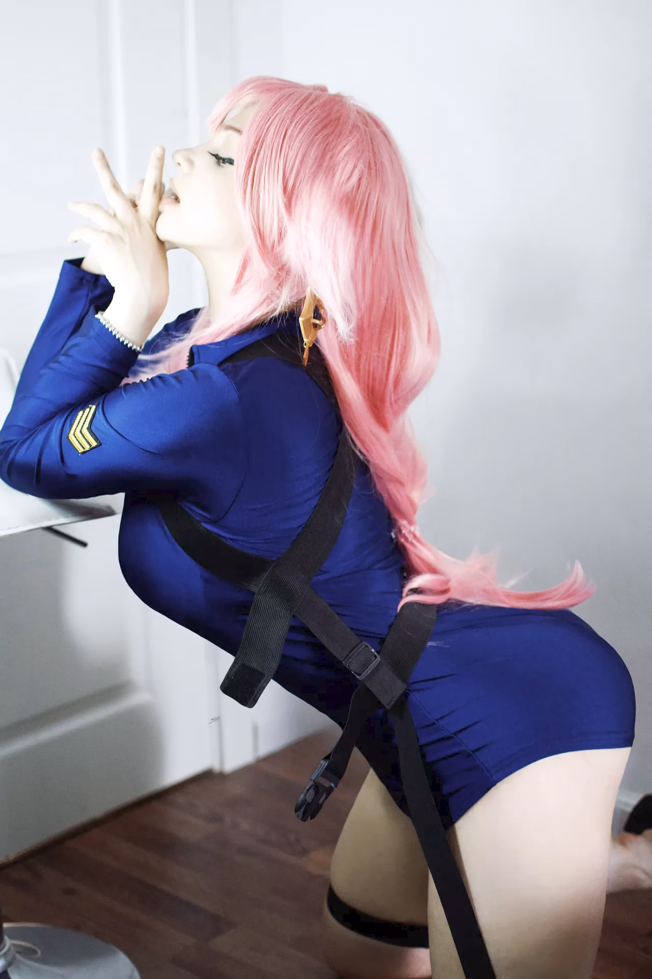 Evelinaava as Yae Miko — cosplay photo 4 of 12
