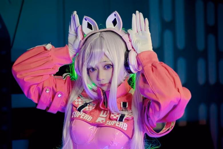 Evil Overlord Gabo as Alice — cosplay photo 14 of 35