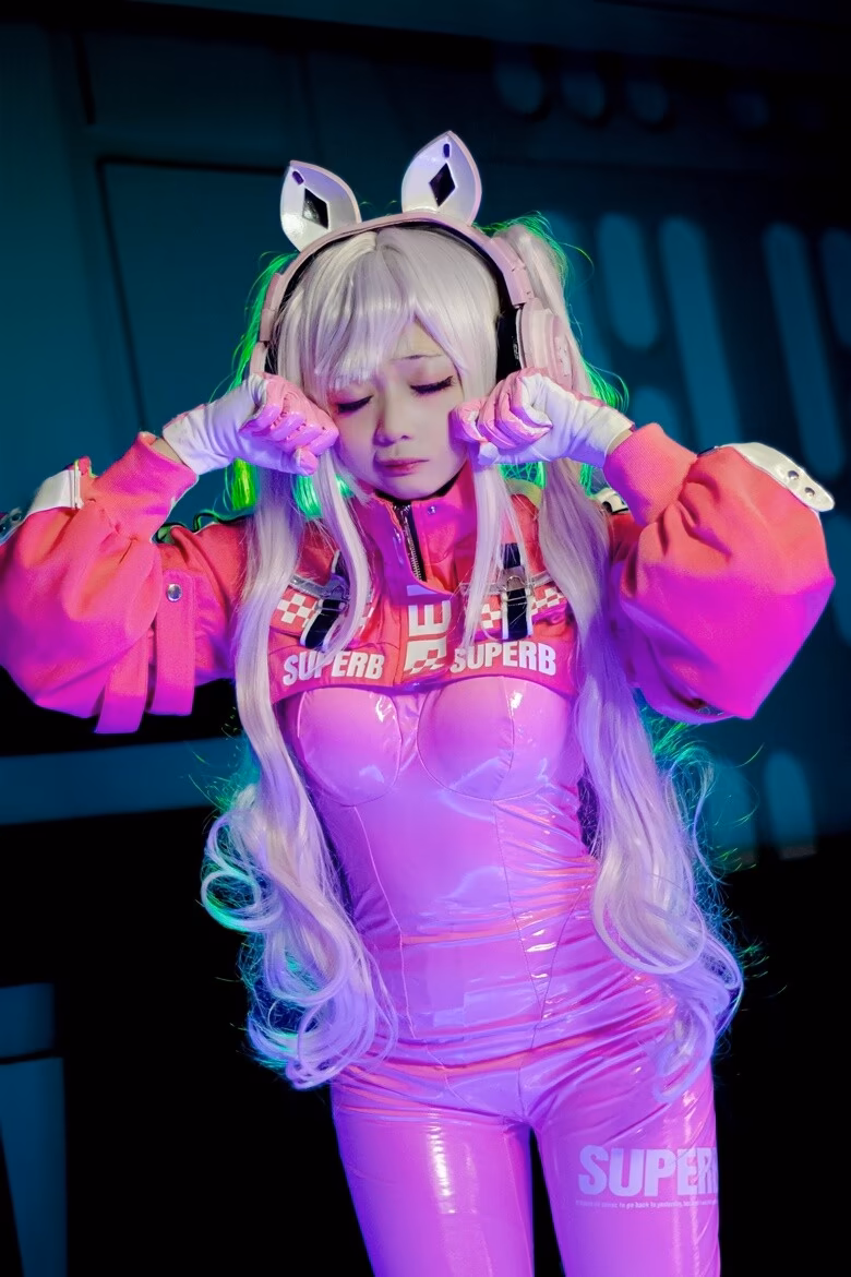 Evil Overlord Gabo as Alice — cosplay photo 22 of 35